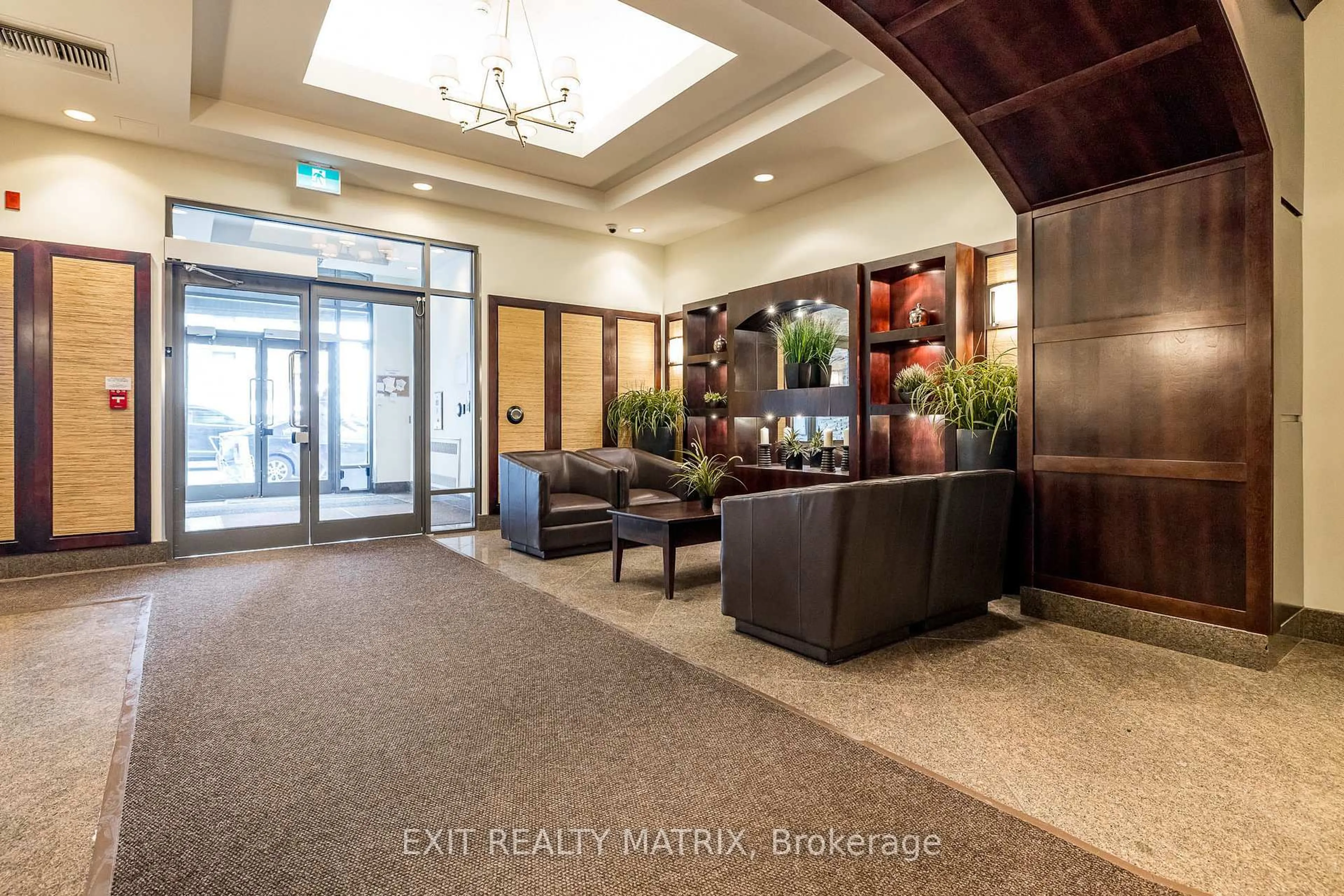Lobby for 200 Besserer St #1111, Ottawa Ontario K1N 0A7