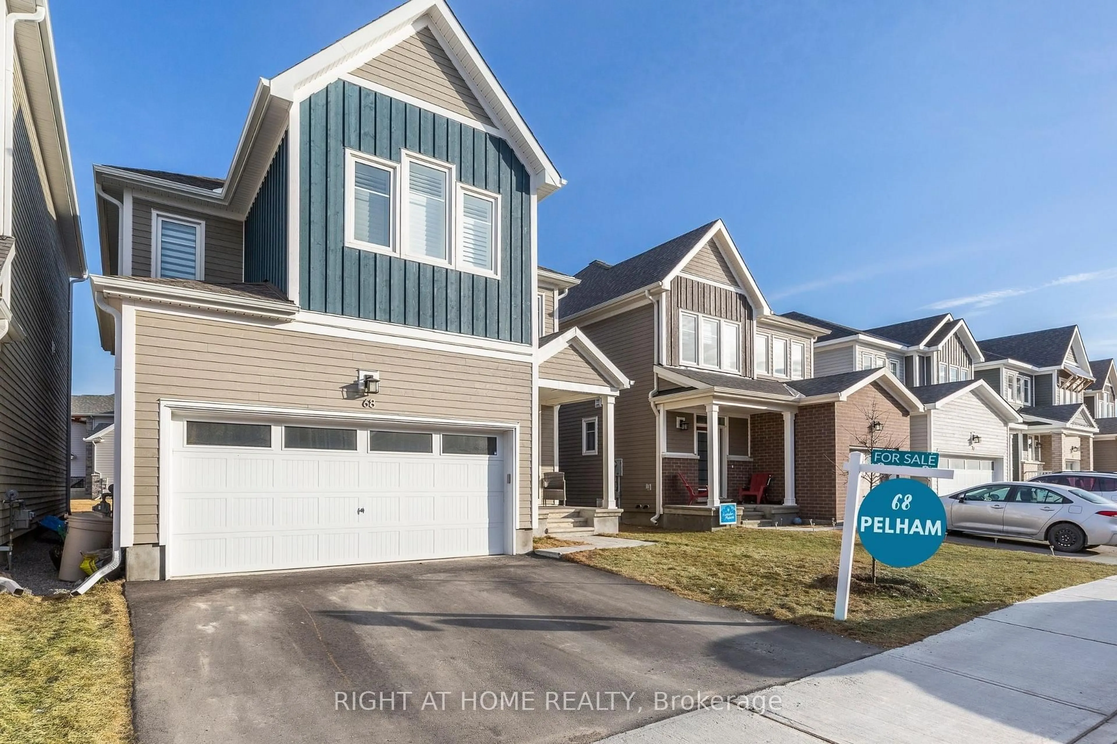 Home with brick exterior material, street for 68 Pelham Cres, Richmond Ontario K0A 2Z0
