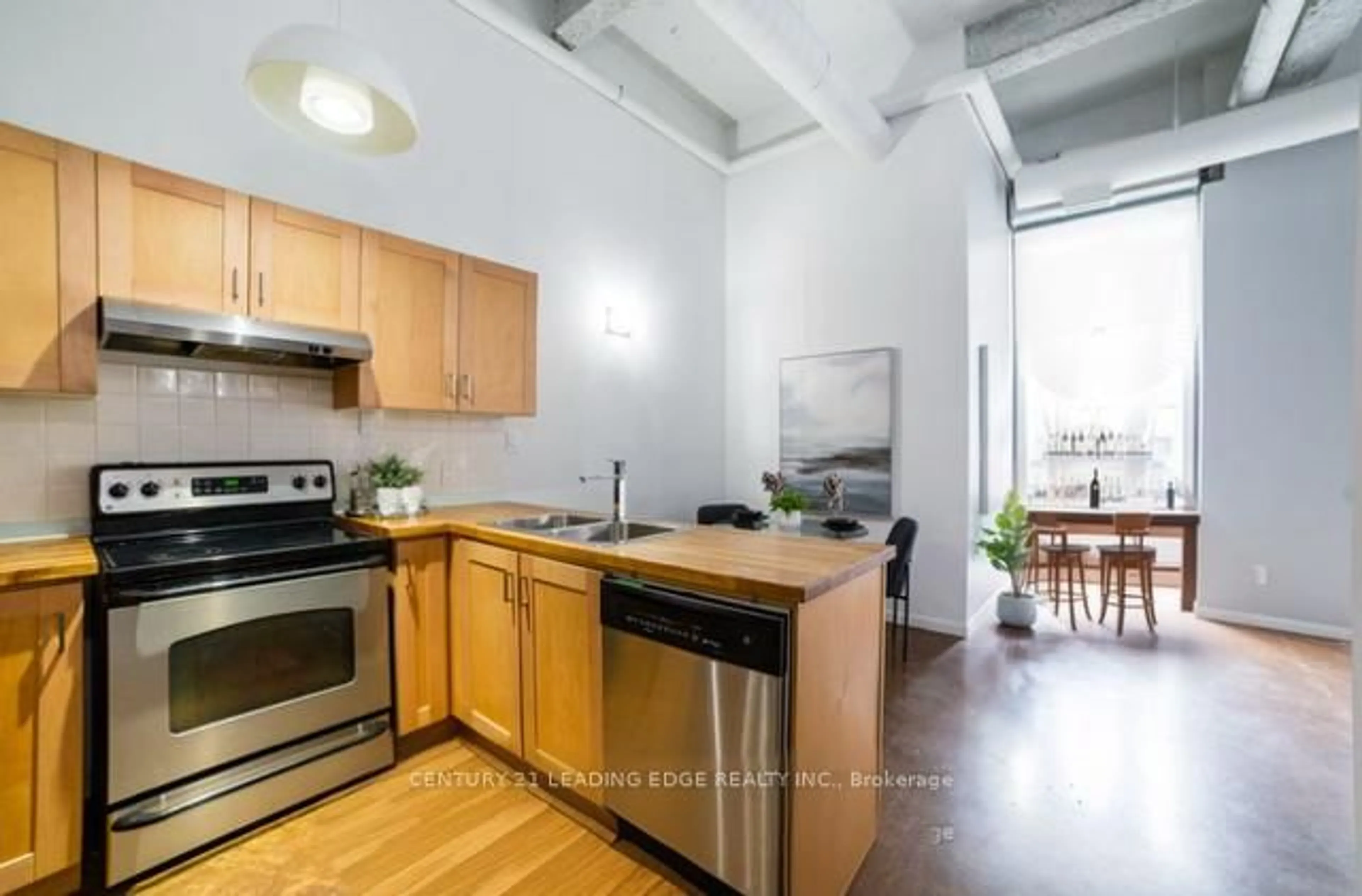 Standard kitchen, unknown for 11 Rebecca St #207, Hamilton Ontario L8R 3H7