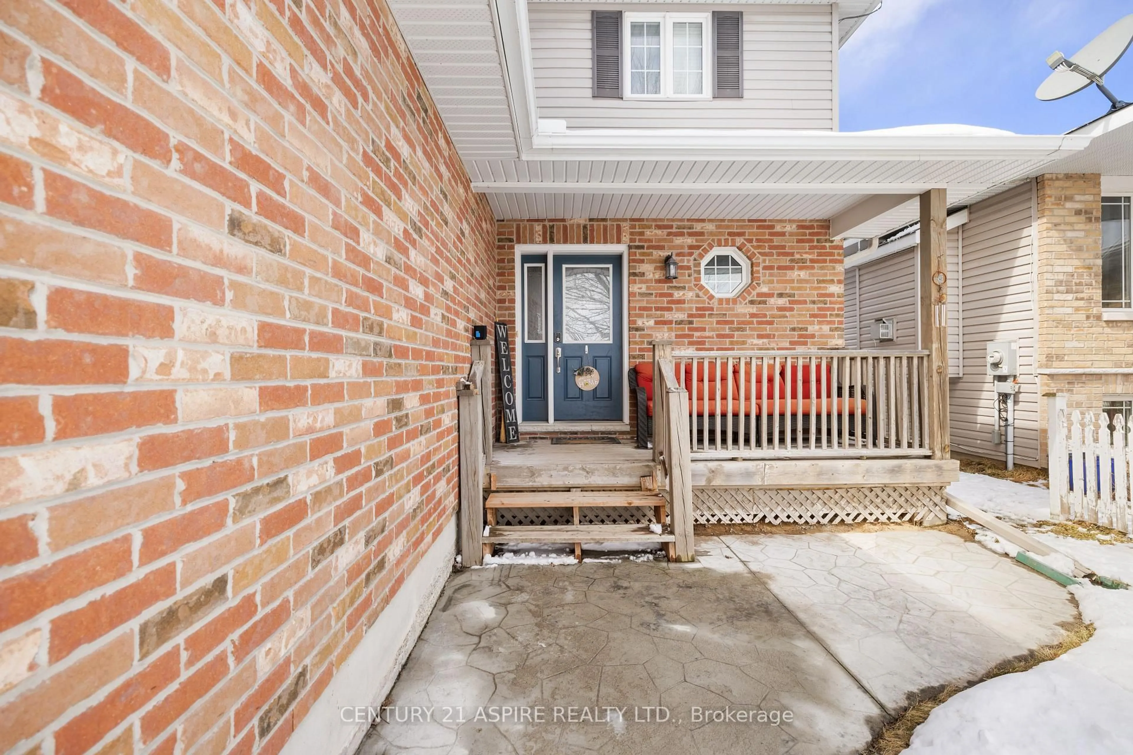 Indoor entryway for 9 Verona Dr, Arnprior Ontario K7S 0C4