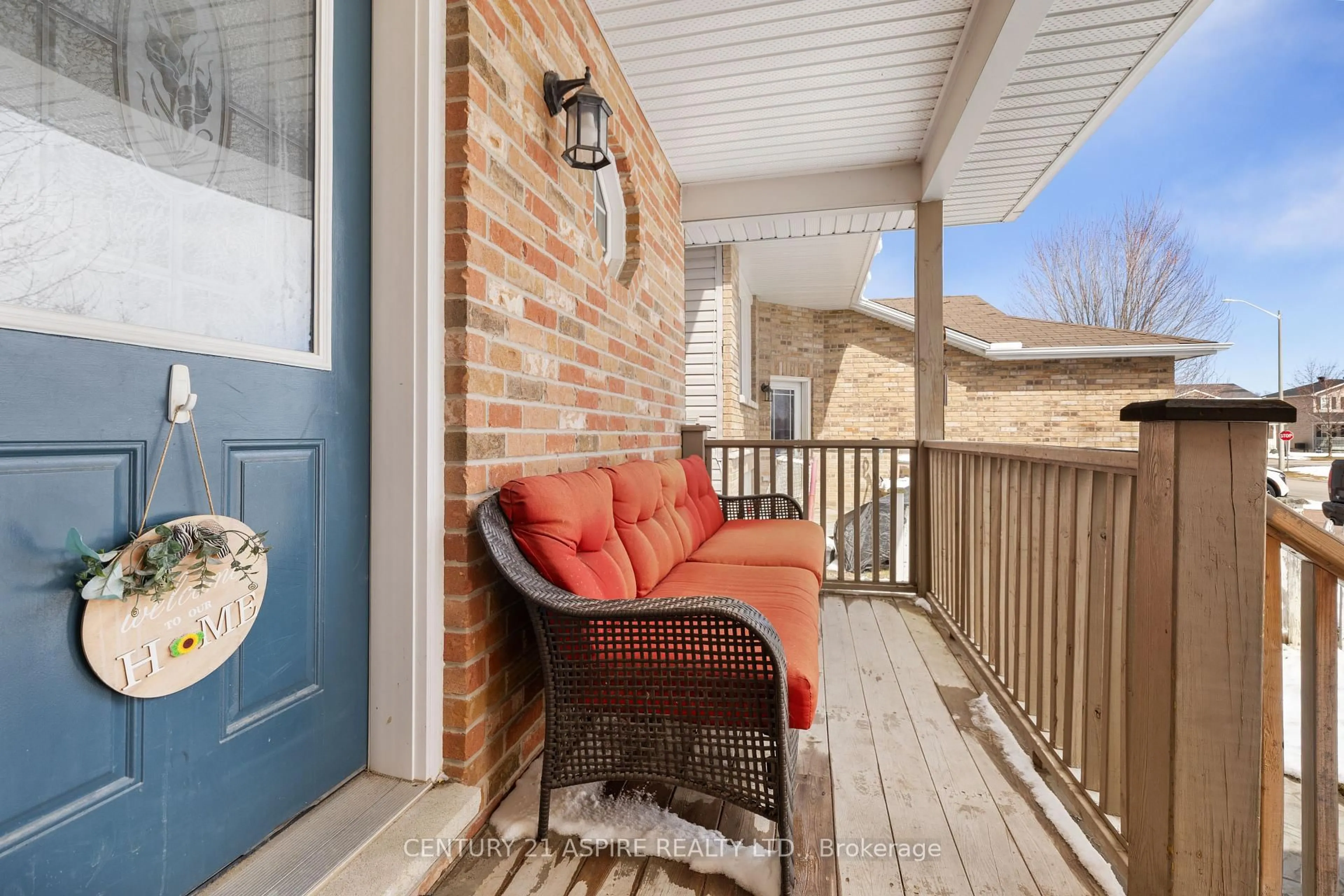 Patio, street for 9 Verona Dr, Arnprior Ontario K7S 0C4