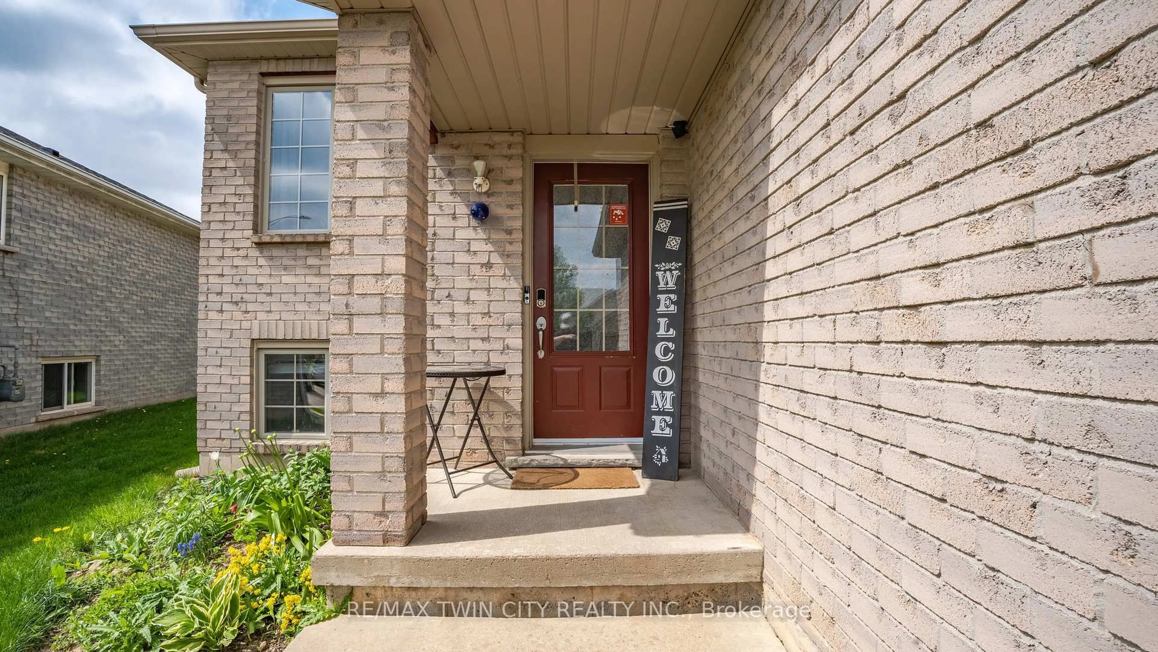Unknown for 47 Brewster Way, Brantford Ontario N3T 6N4