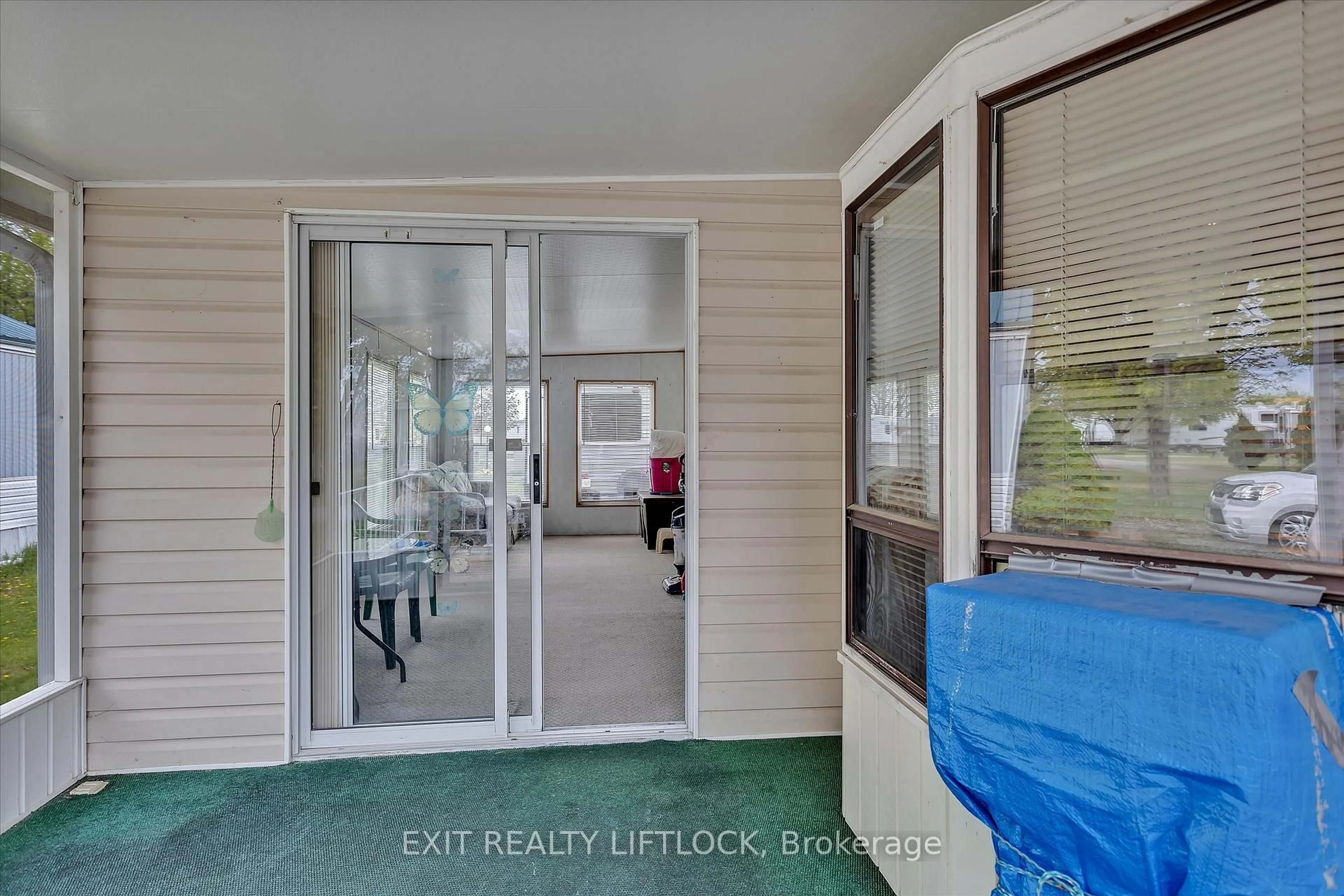 Indoor entryway for 1 Hilltop Dr - 740 Serpent Mounds Rd, Otonabee-South Monaghan Ontario K0L 2G0