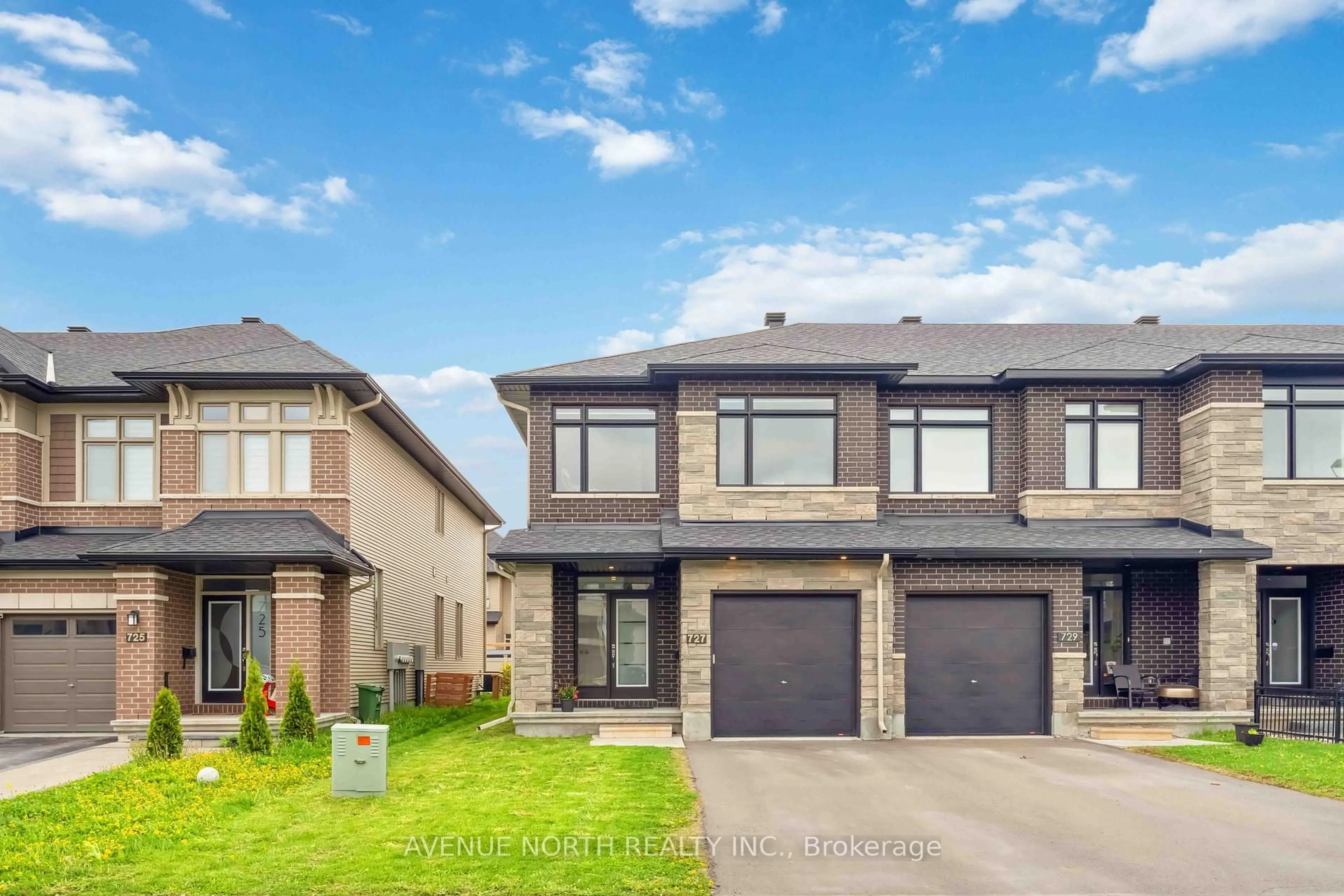 Home with brick exterior material, street for 727 Cairn Cres, Ottawa Ontario K1W 0P4
