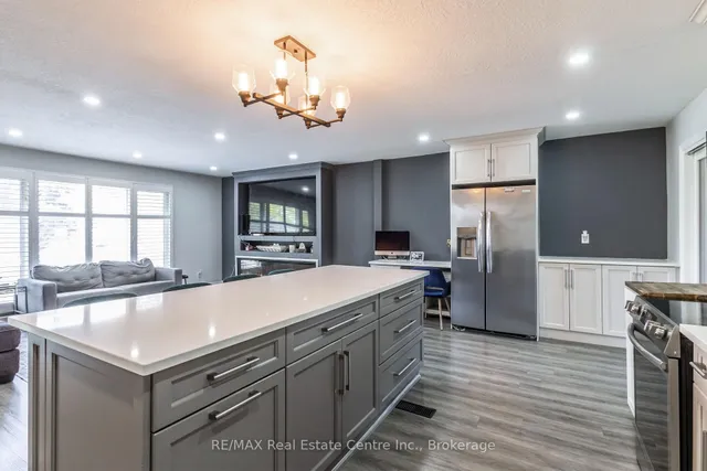 Additional image 30 of 44 Oakhurst Cres
