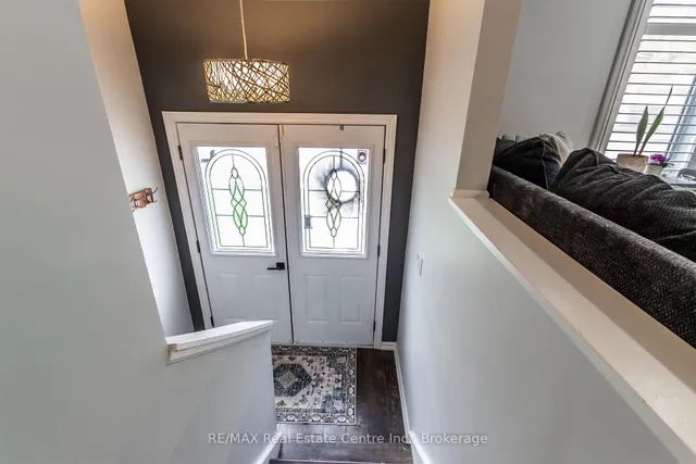 Additional image 37 of 44 Oakhurst Cres