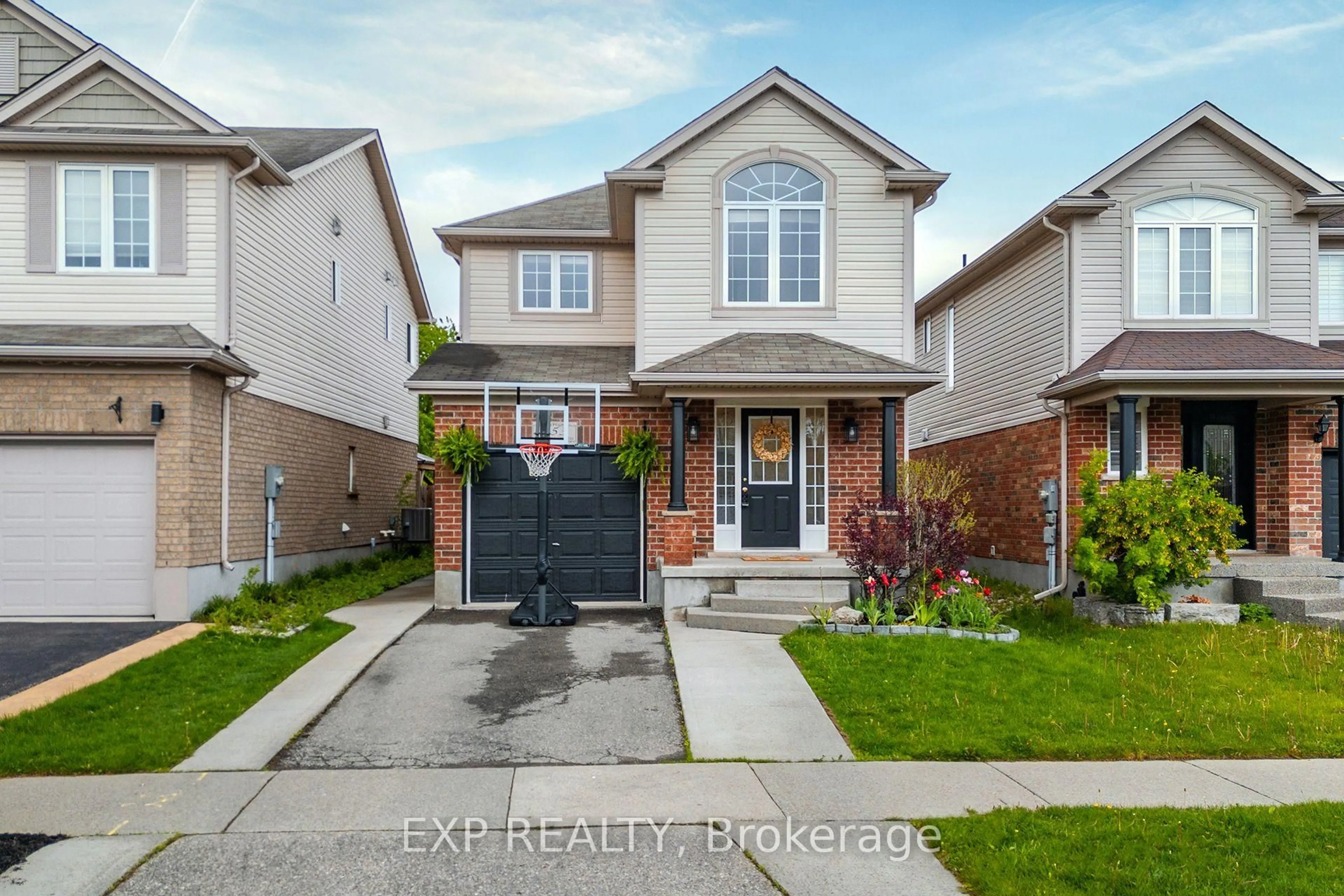 Unknown for 453 Beaumont Cres, Kitchener Ontario N2A 0C4