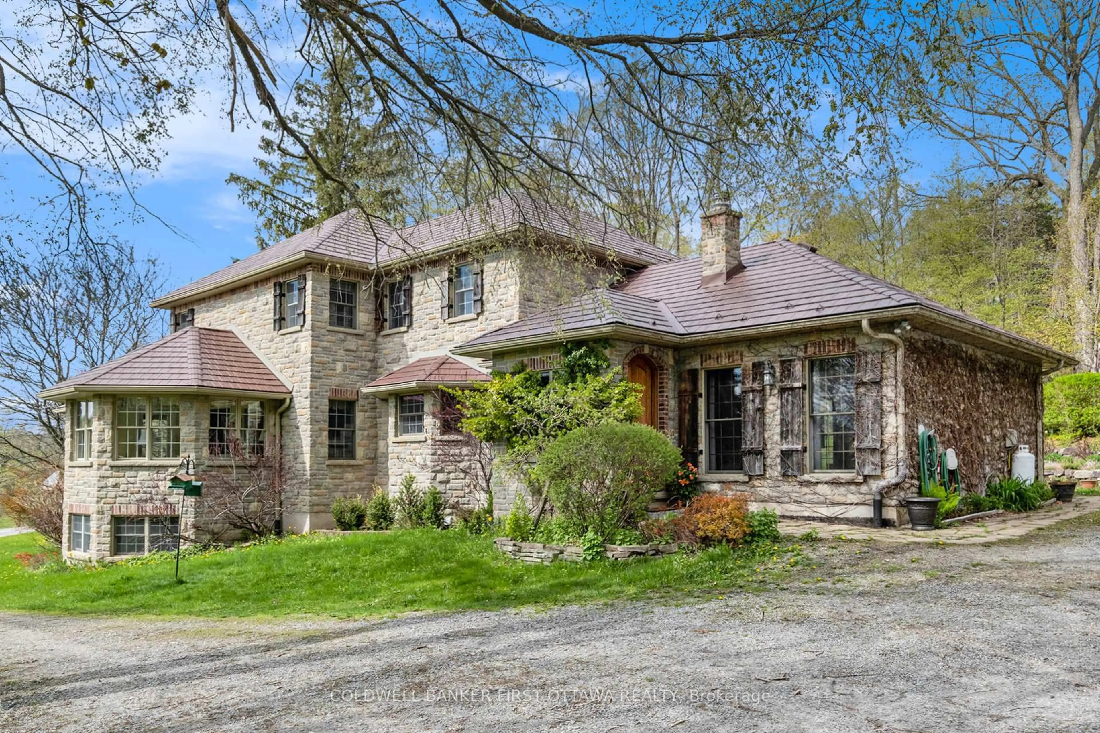 Unknown for 43 Frye Rd, Perth Road Ontario K0H 2L0