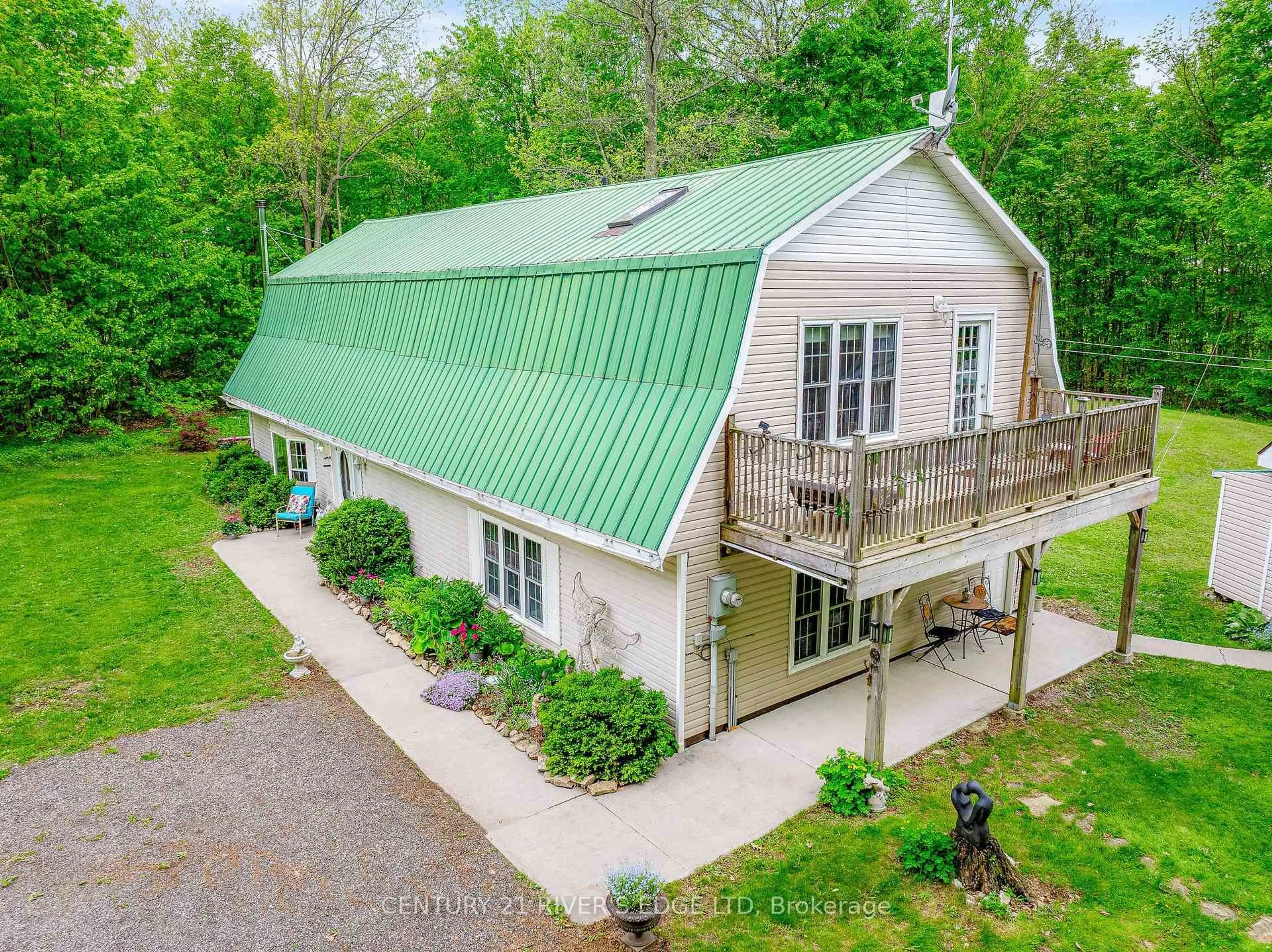A pic from outside/outdoor area/front of a property/back of a property/a pic from drone, building for 362 Kitley Line 9 Rd, Elizabethtown-Kitley Ontario K0E 1H0