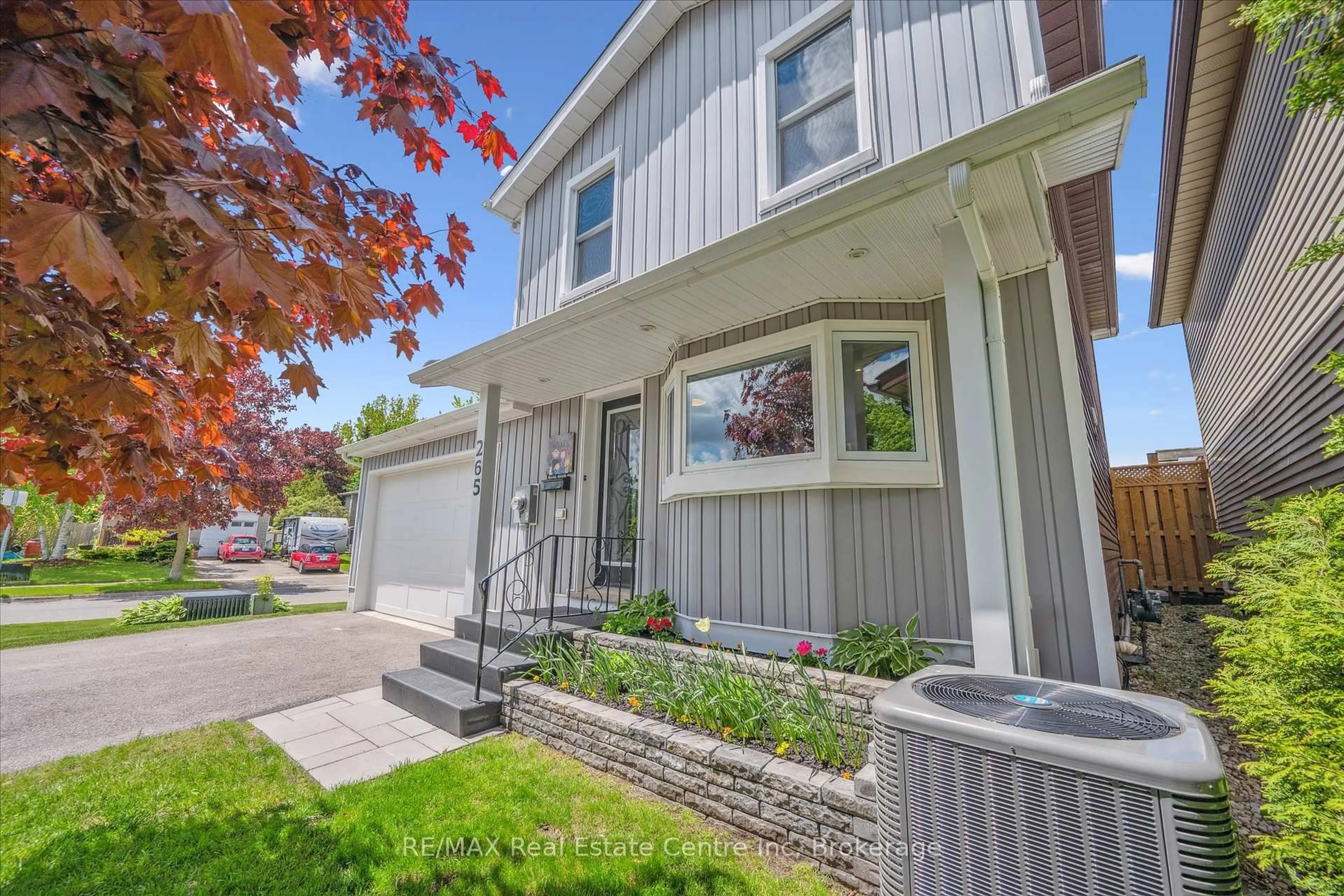 Home with vinyl exterior material, street for 265 Strathallan St, Centre Wellington Ontario N1M 3K6