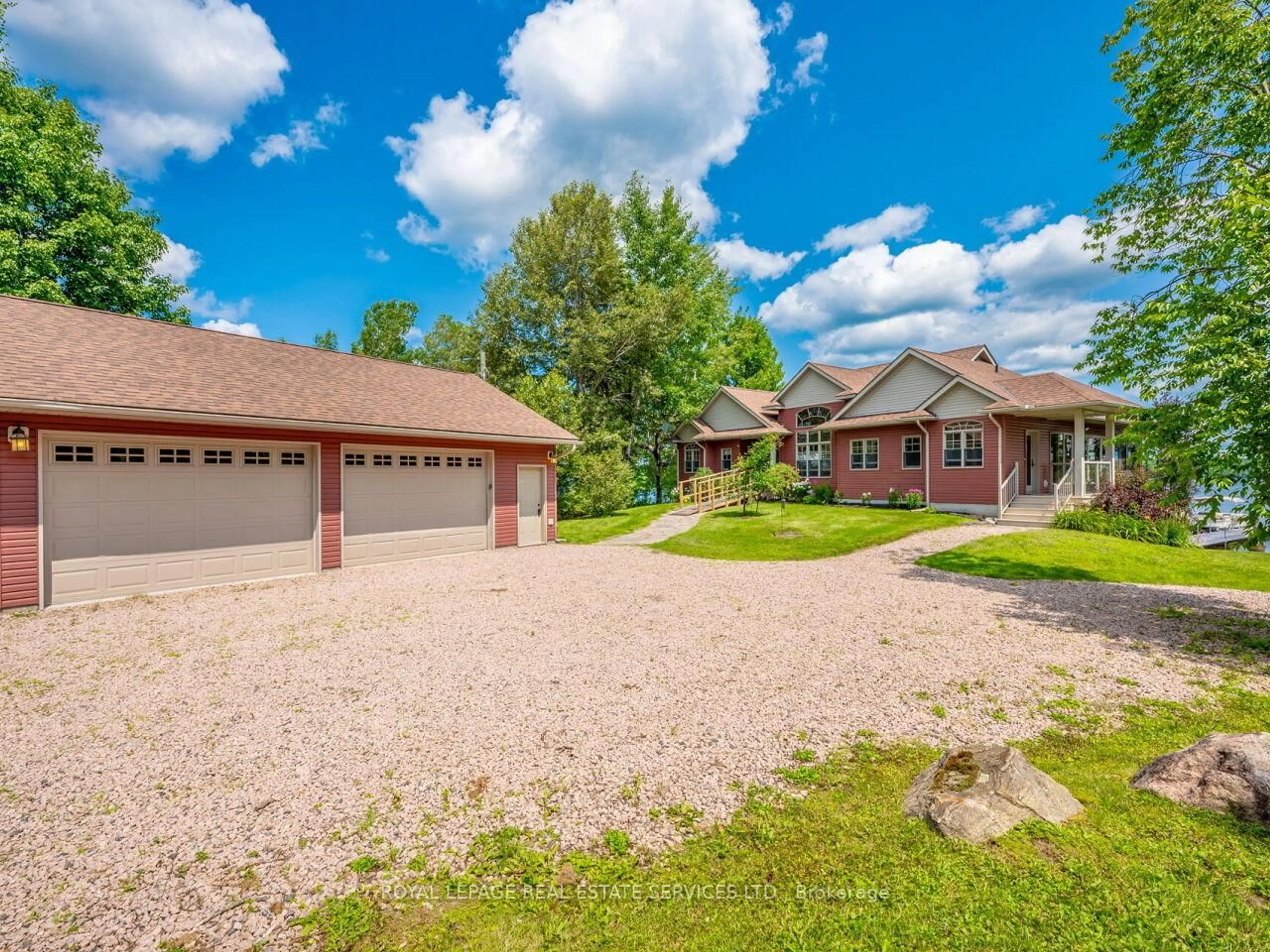 A pic from outside/outdoor area/front of a property/back of a property/a pic from drone, unknown for 114 Islandview Lane, Chisholm Ontario P0H 1Z0