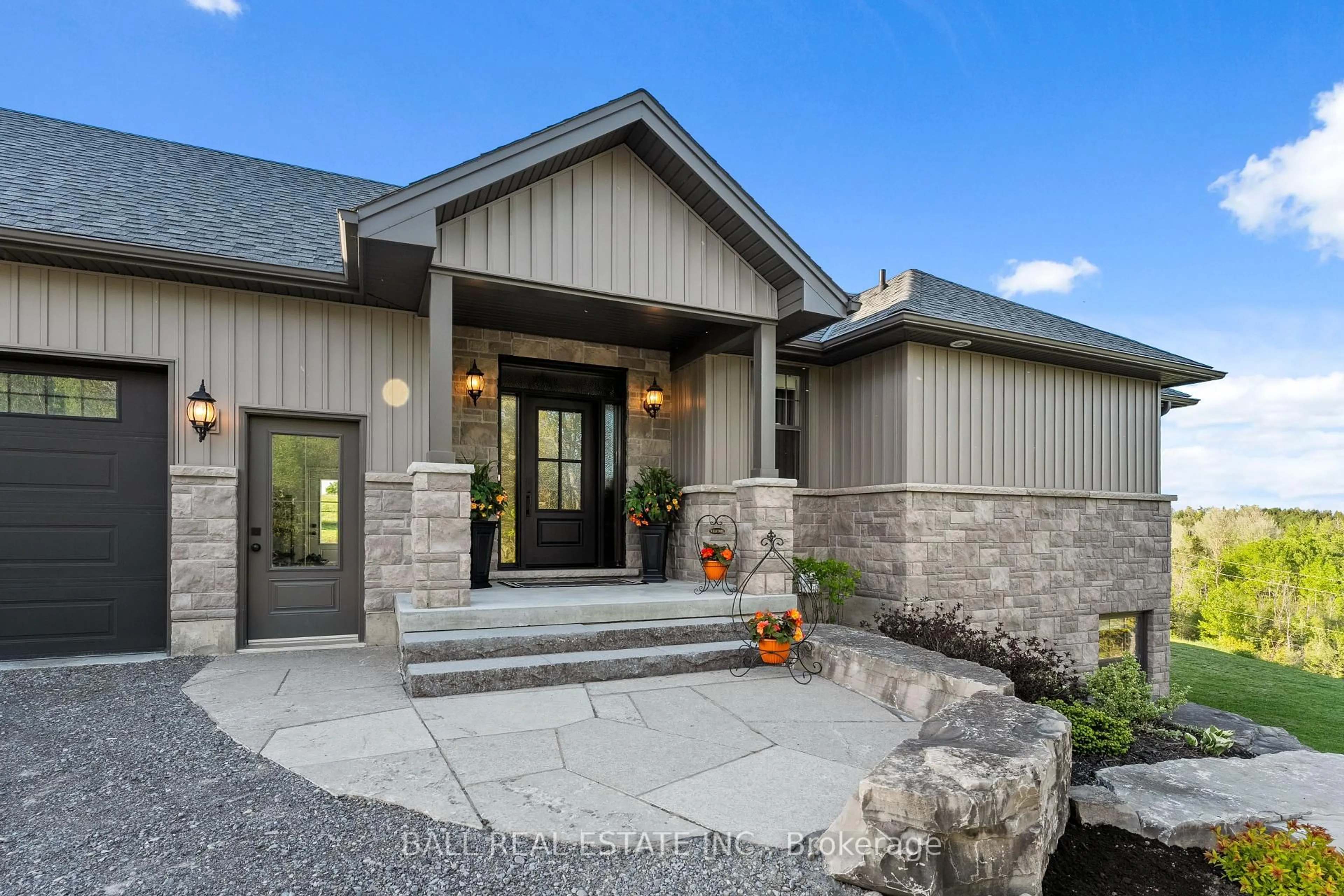 Indoor entryway for 1548 Heritage Line, Otonabee-South Monaghan Ontario K0L 2G0