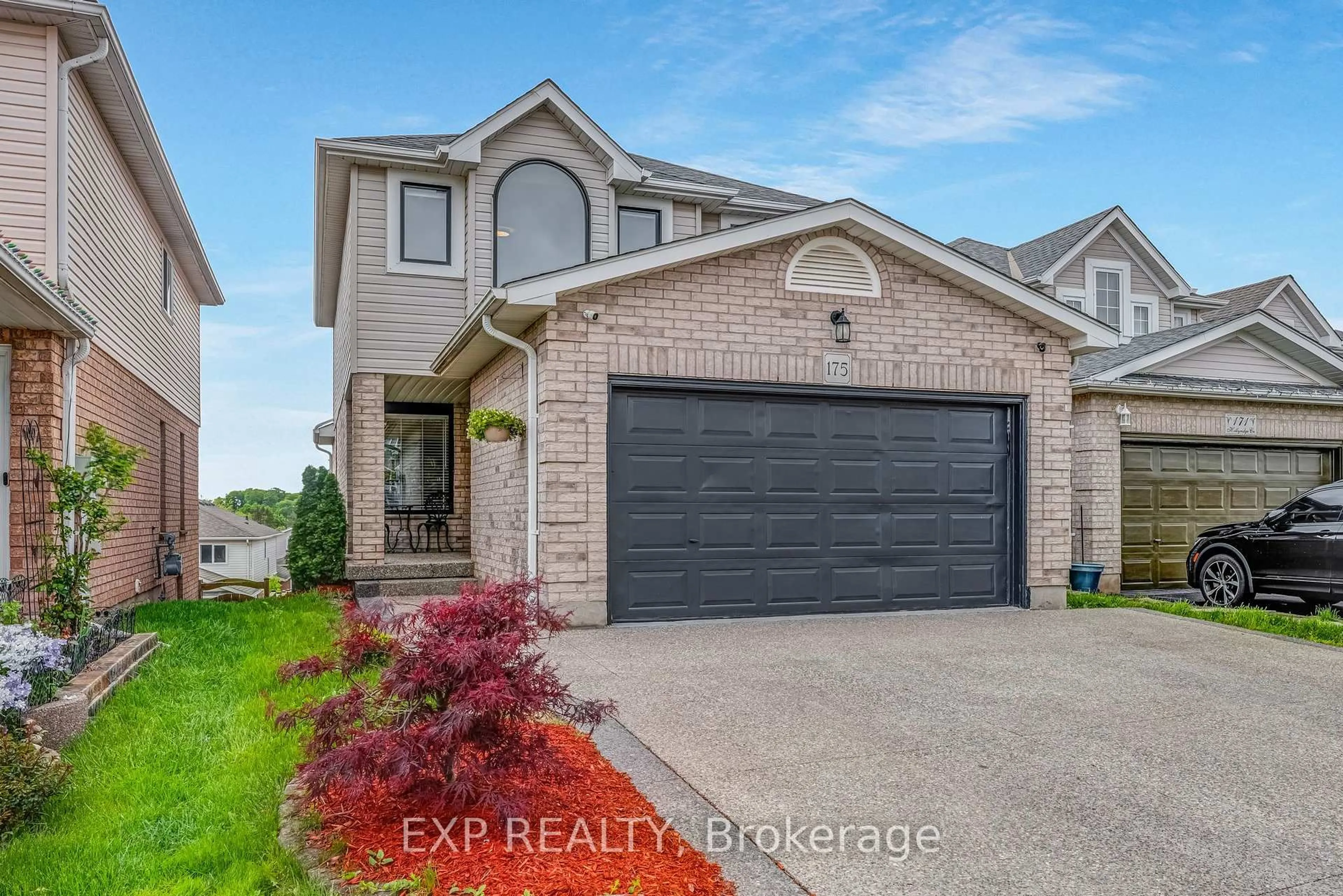 Home with brick exterior material, street for 175 Hollyridge Cres, Kitchener Ontario N2N 3N4
