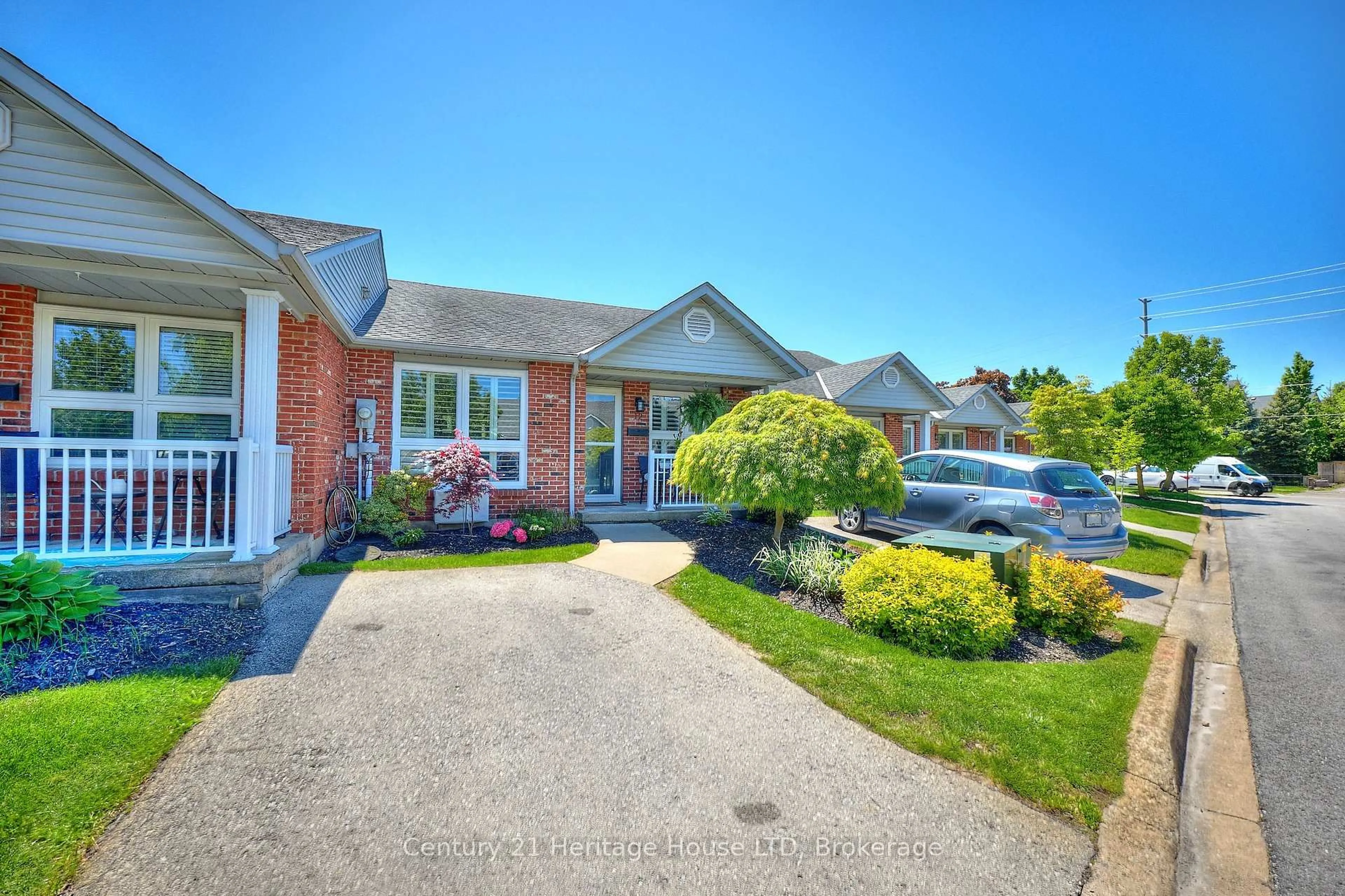 Unknown for 226 Vansickle Rd #12, St. Catharines Ontario L2S 2S7
