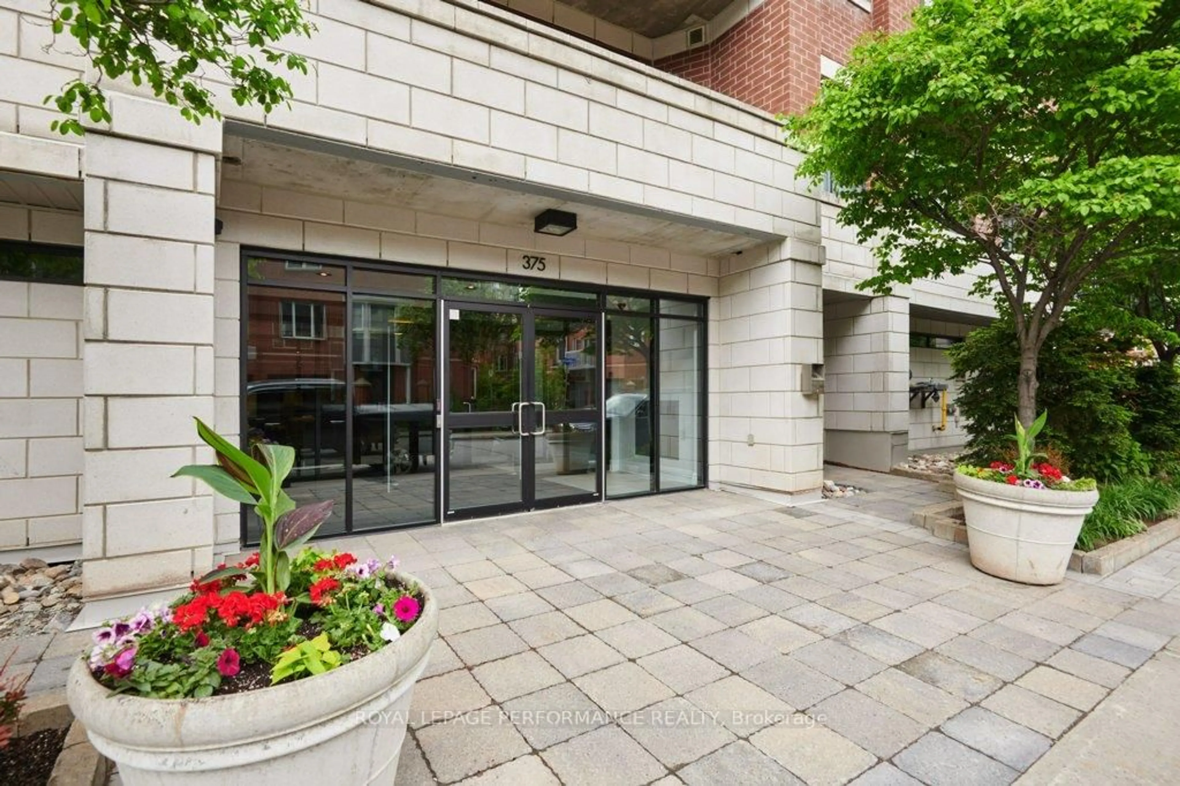 Unknown for 375 Lisgar St #1006, Ottawa Ontario K2P 0E3
