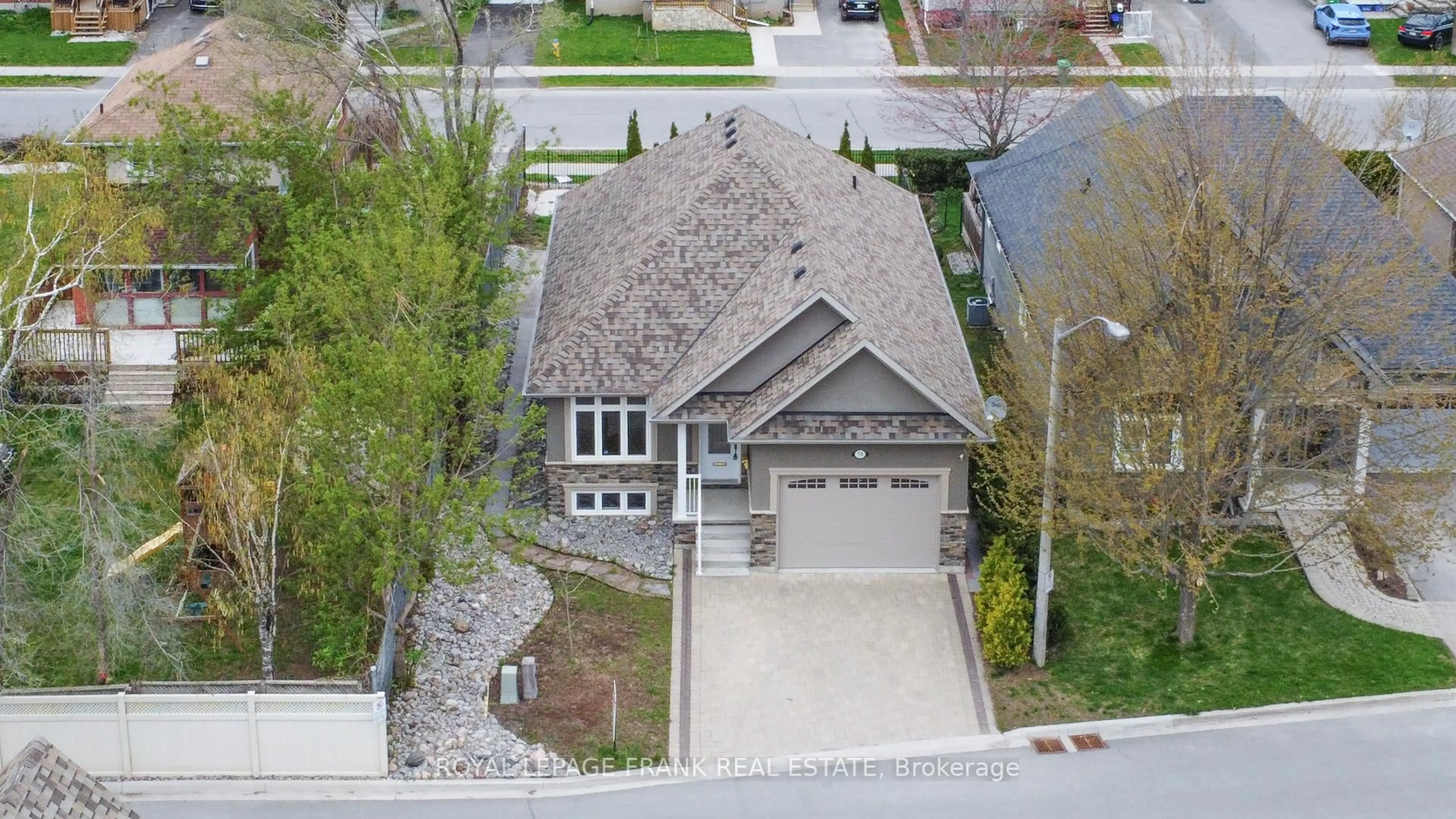 A pic from outside/outdoor area/front of a property/back of a property/a pic from drone, street for 24 Brinton Dr #8, Peterborough South Ontario K9J 8S8
