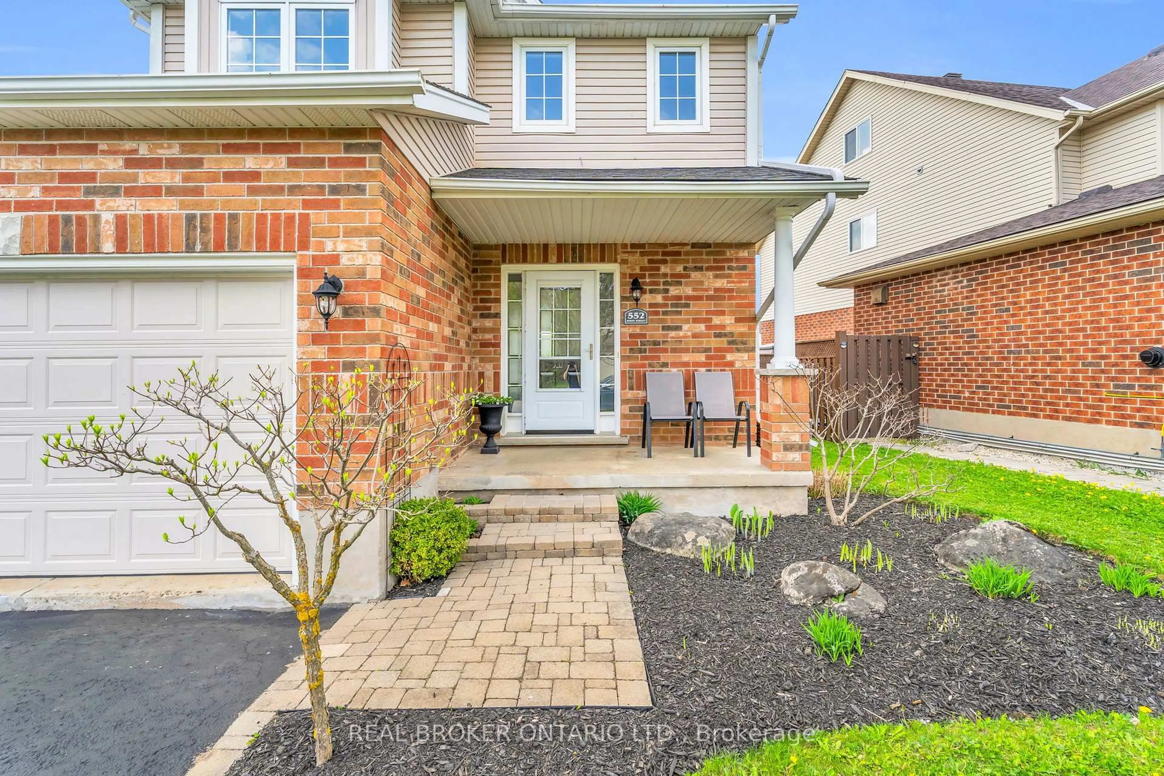 Home with brick exterior material, street for 552 Simon St, Shelburne Ontario L9V 3P6