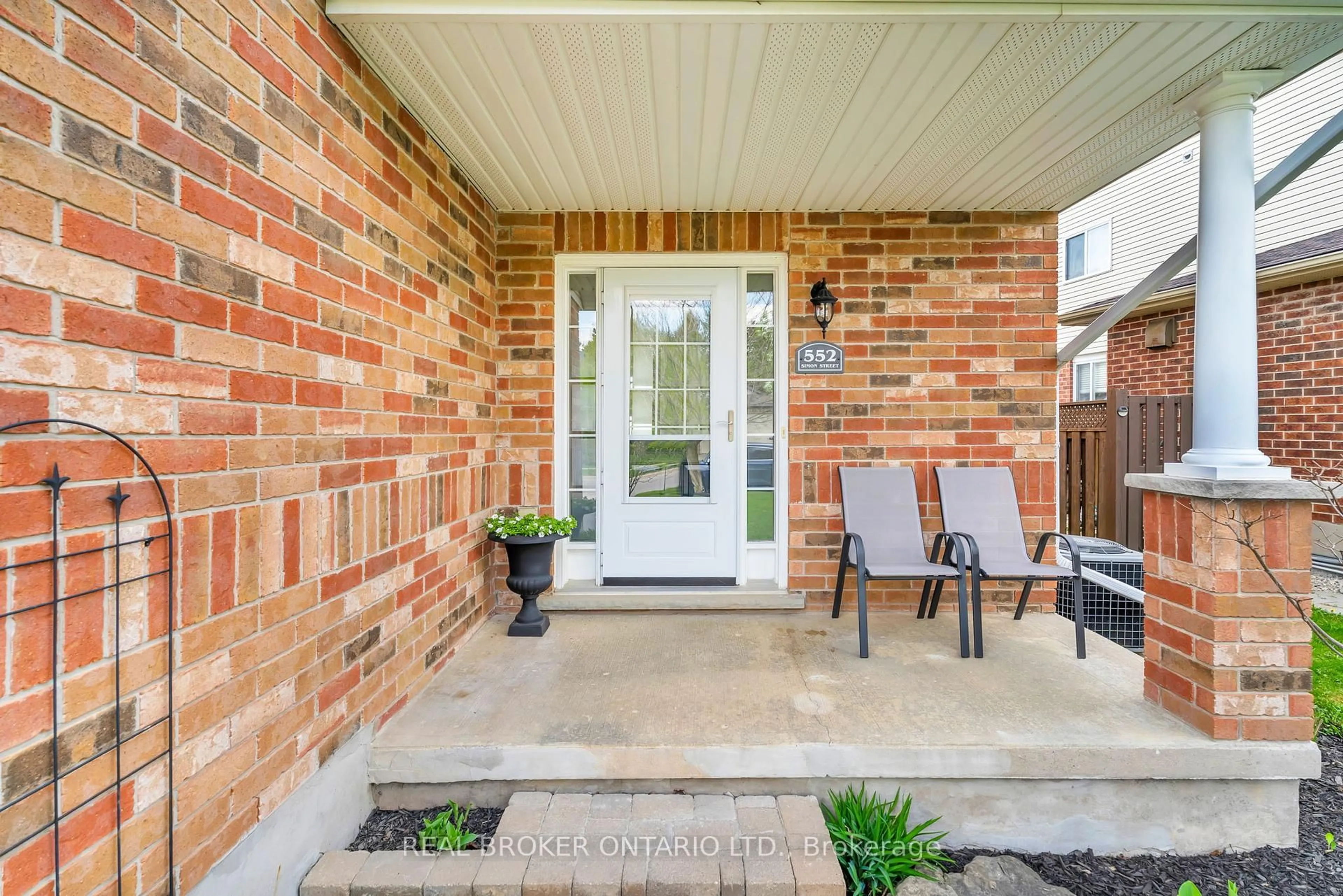 Home with brick exterior material, street for 552 Simon St, Shelburne Ontario L9V 3P6