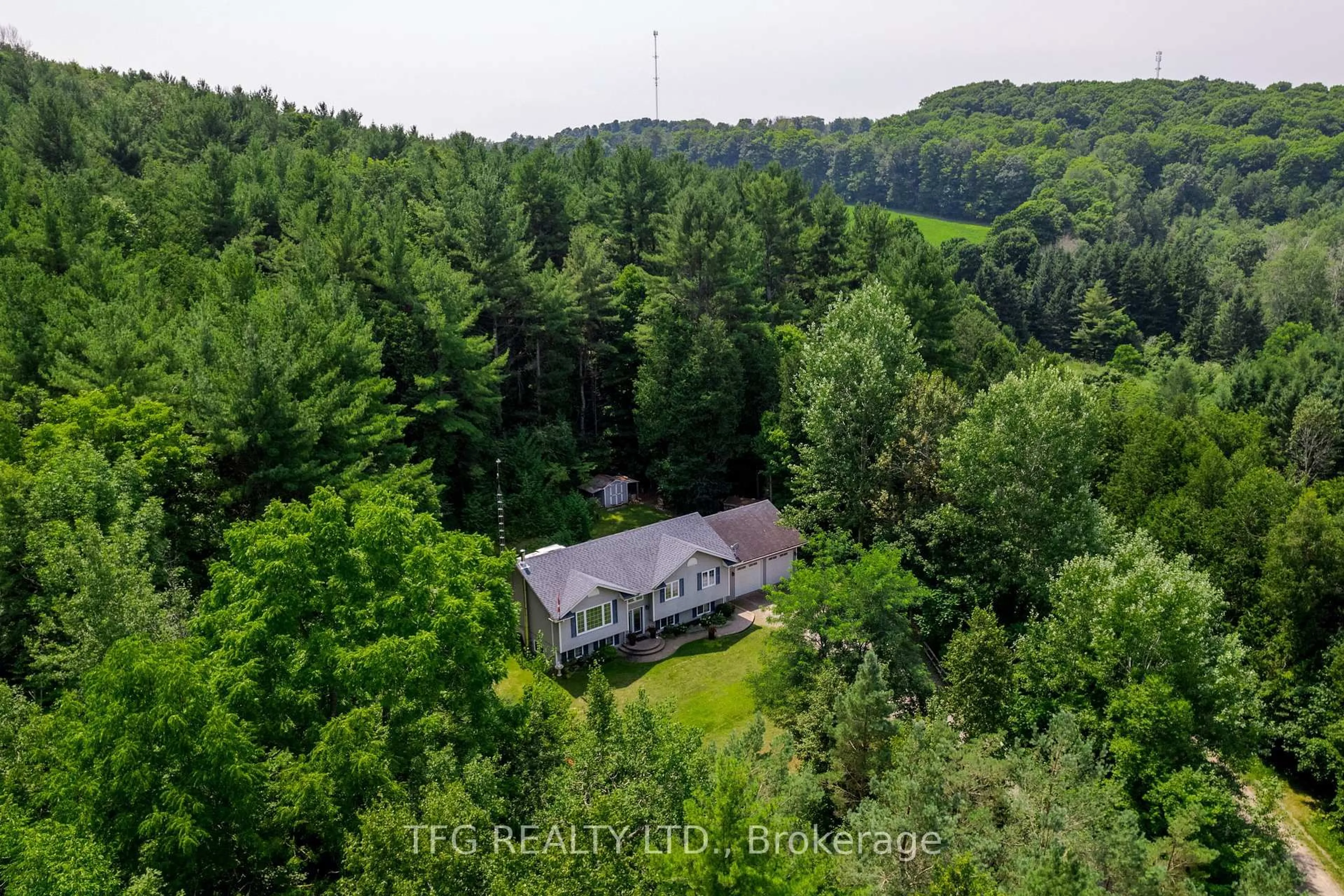 A pic from outside/outdoor area/front of a property/back of a property/a pic from drone, forest/trees view for 137 Abbey Lane, Alnwick/Haldimand Ontario K0K 2G0