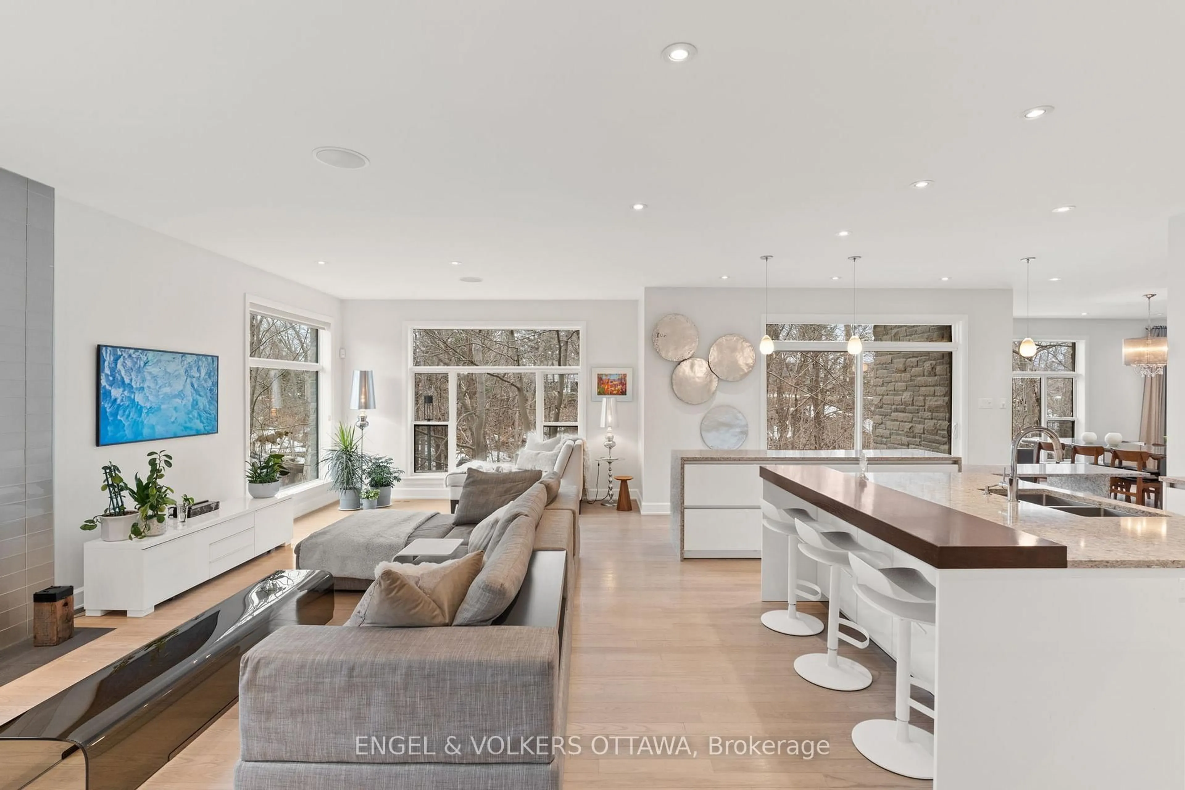 Open concept kitchen, unknown for 15 Camwood Cres, Ottawa Ontario K2H 7X1