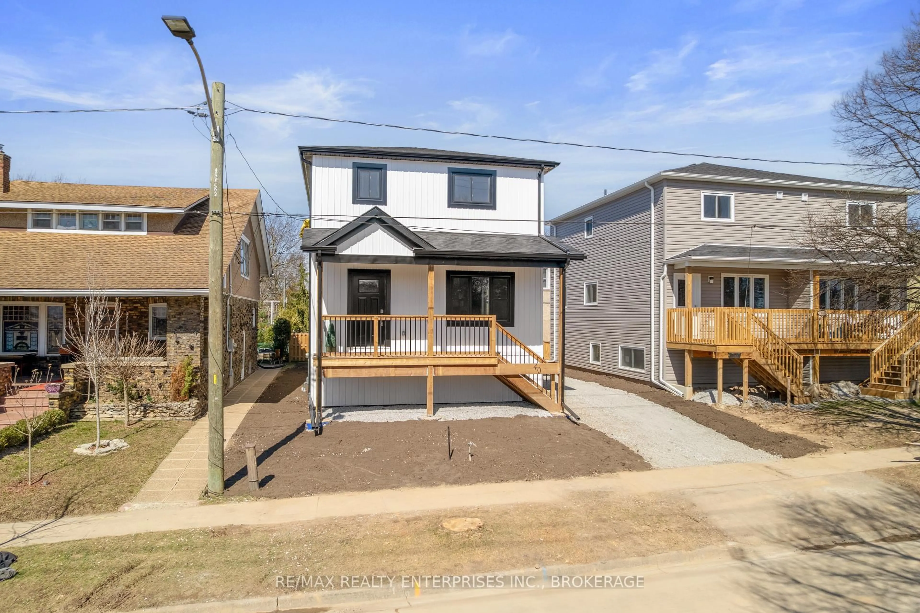 Unknown for 40 McMaster Ave, Welland Ontario L3B 3S8