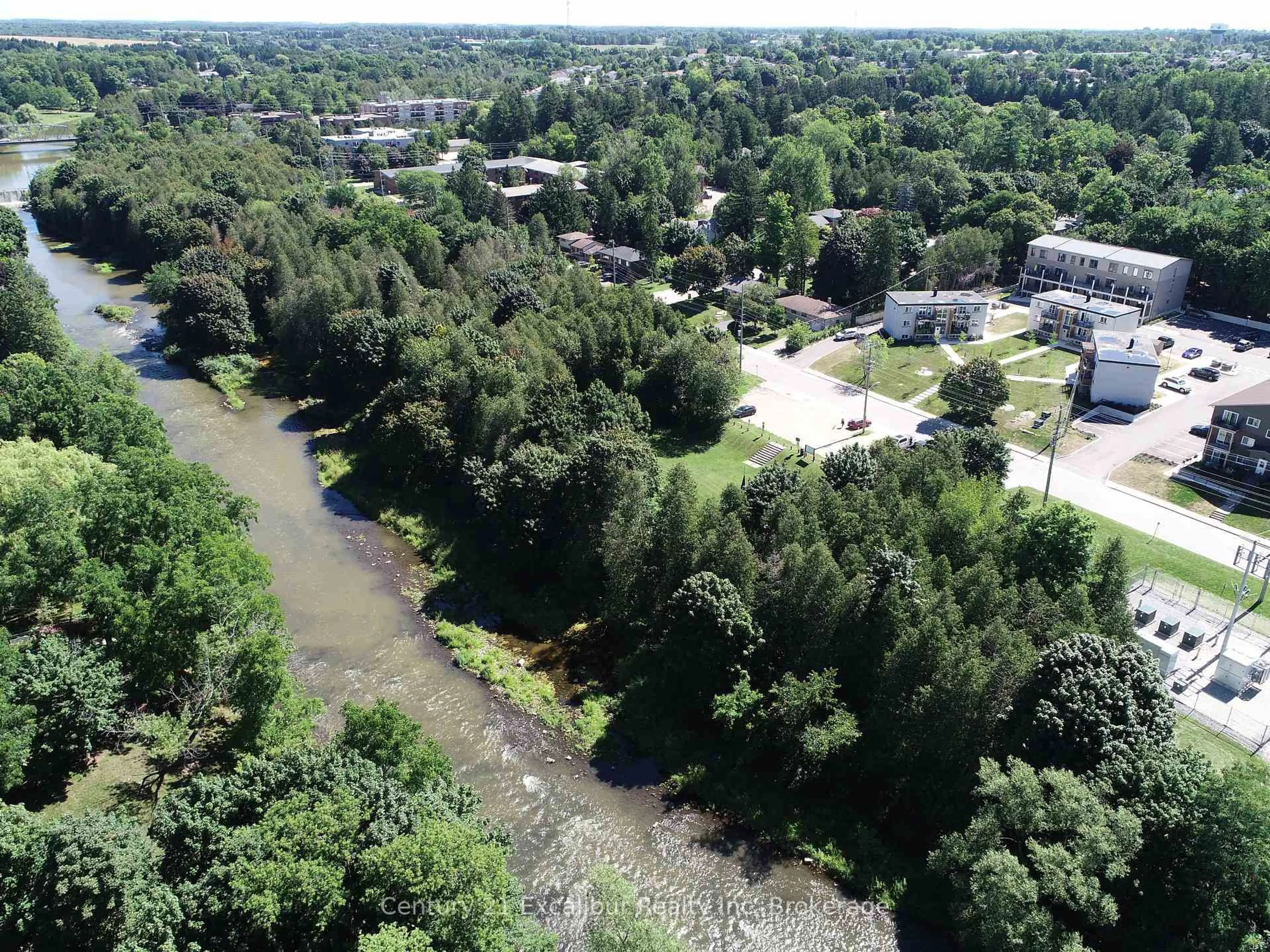 A pic from outside/outdoor area/front of a property/back of a property/a pic from drone, water/lake/river/ocean view for 360 Queen St #4C, Centre Wellington Ontario N1M 1T4