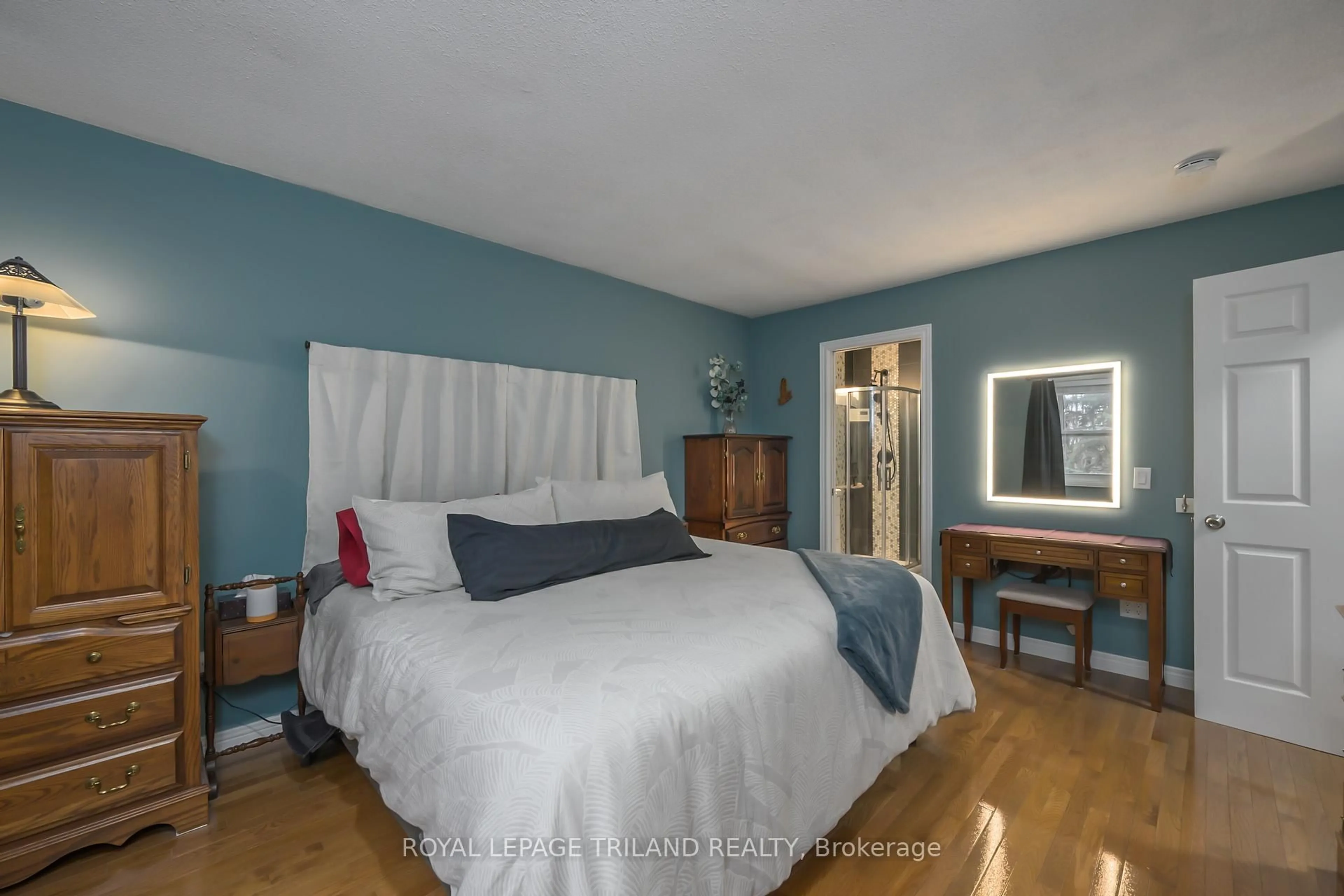 Bedroom with bed, wood/laminate floor for 64 Blanchard Cres, London North Ontario N6G 4E4