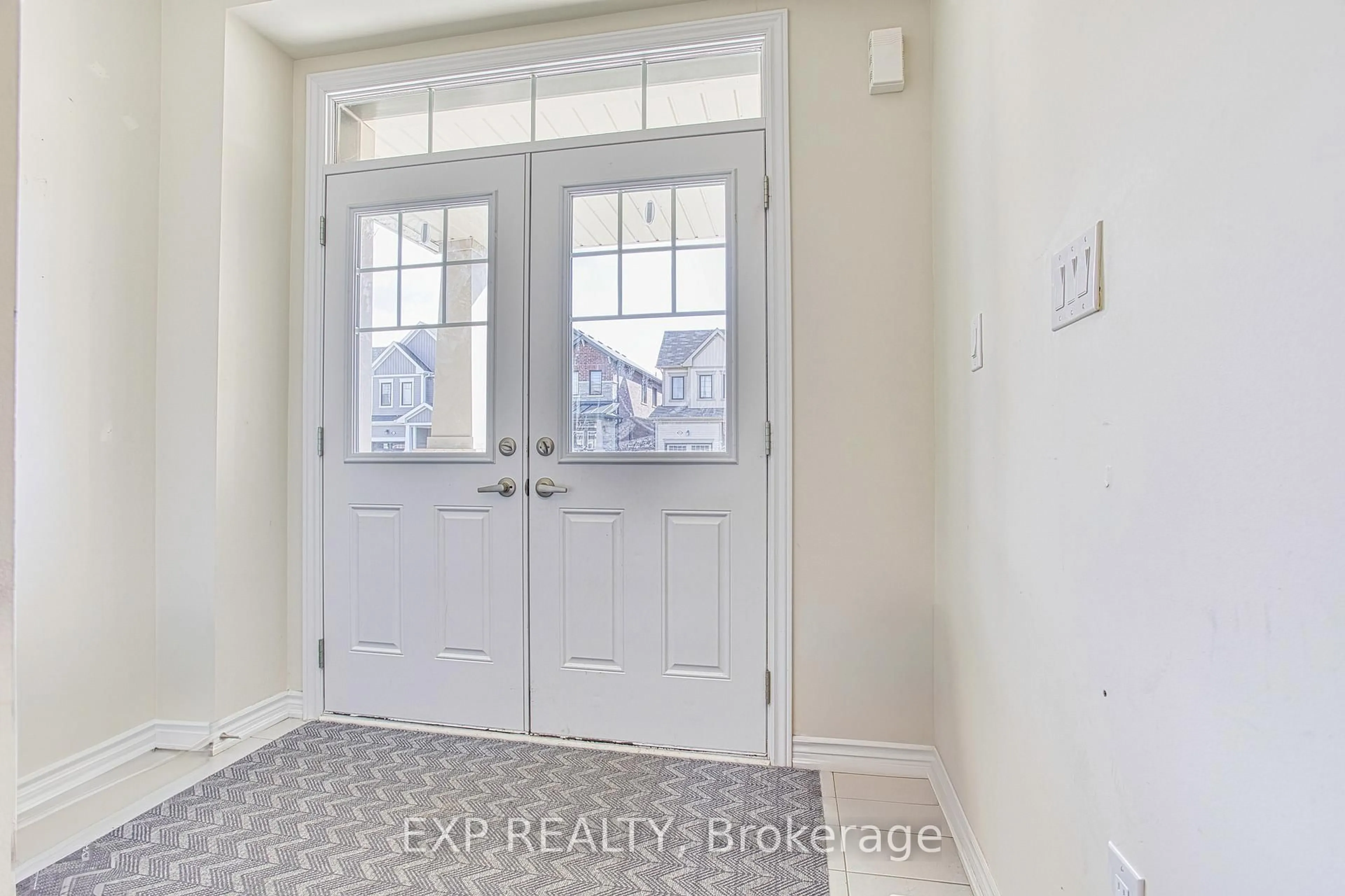 Indoor entryway for 49 Sugar May Ave, Thorold Ontario L2V 0L3