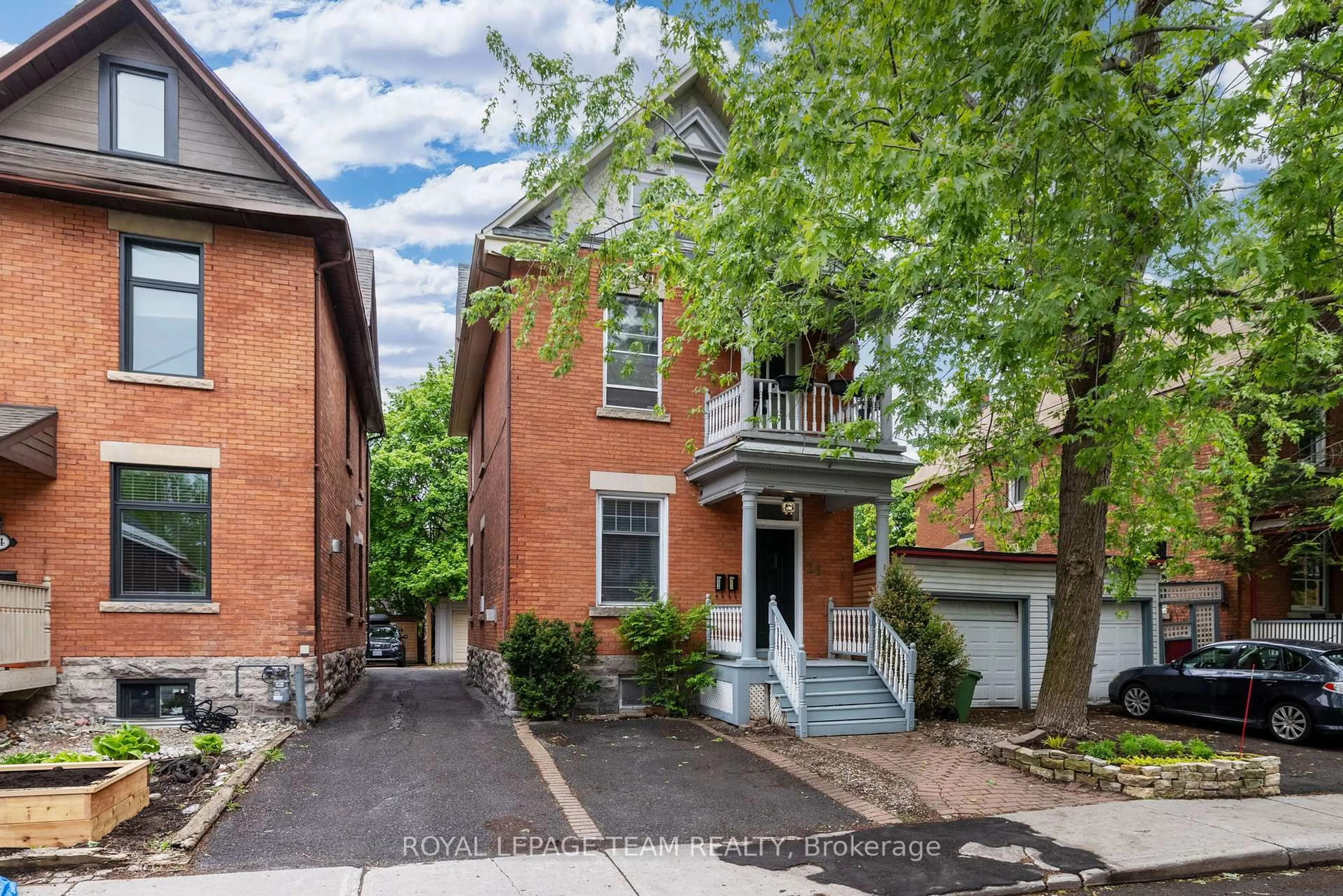 Home with brick exterior material, street for 26 Third Ave, Ottawa Ontario K1S 2J6