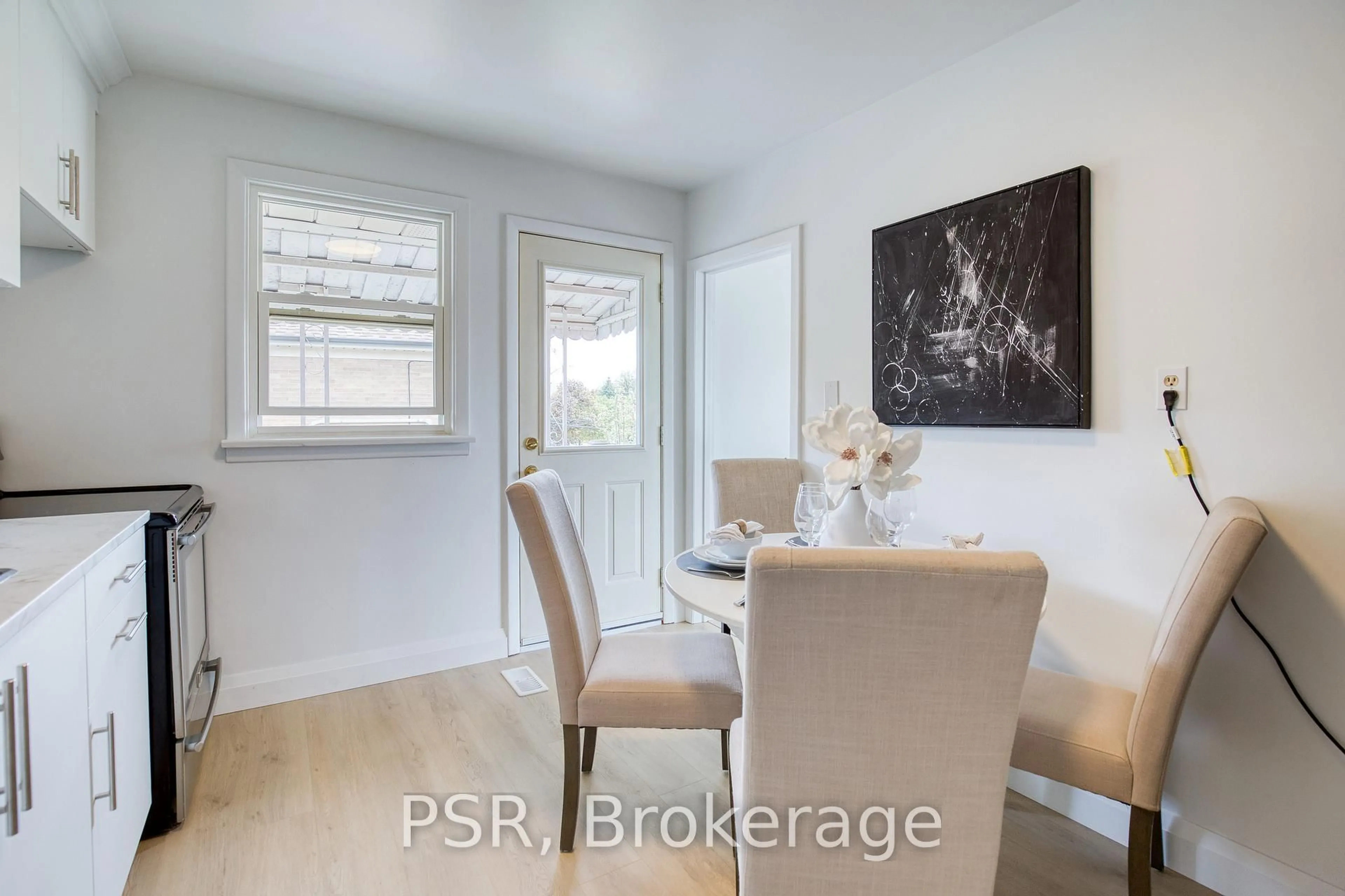 A pic of a room for 514 Krug St, Kitchener Ontario N2B 1L6