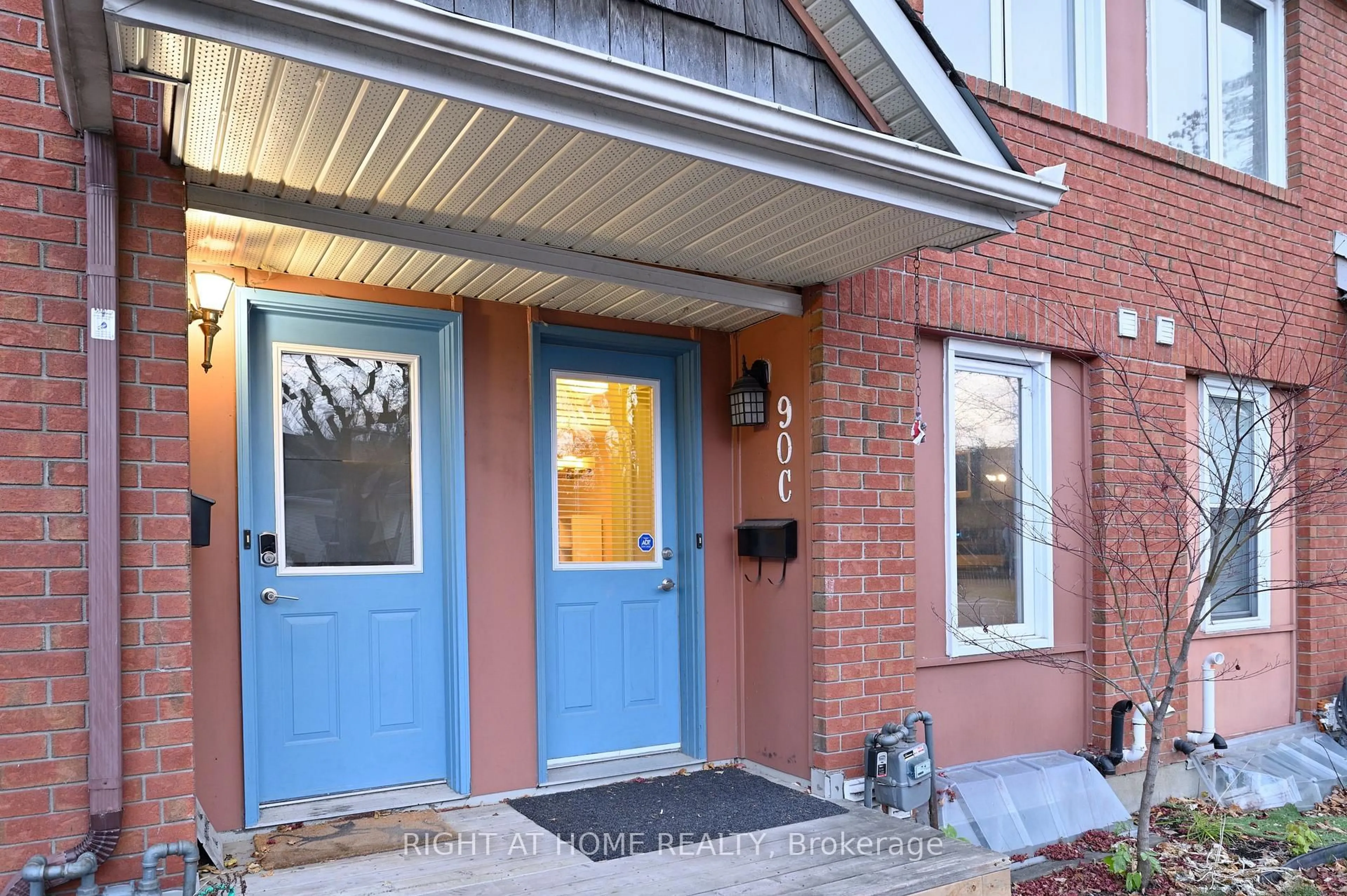 Home with brick exterior material, street for 90 TEMPLETON St #C, Ottawa Ontario K1N 6X3
