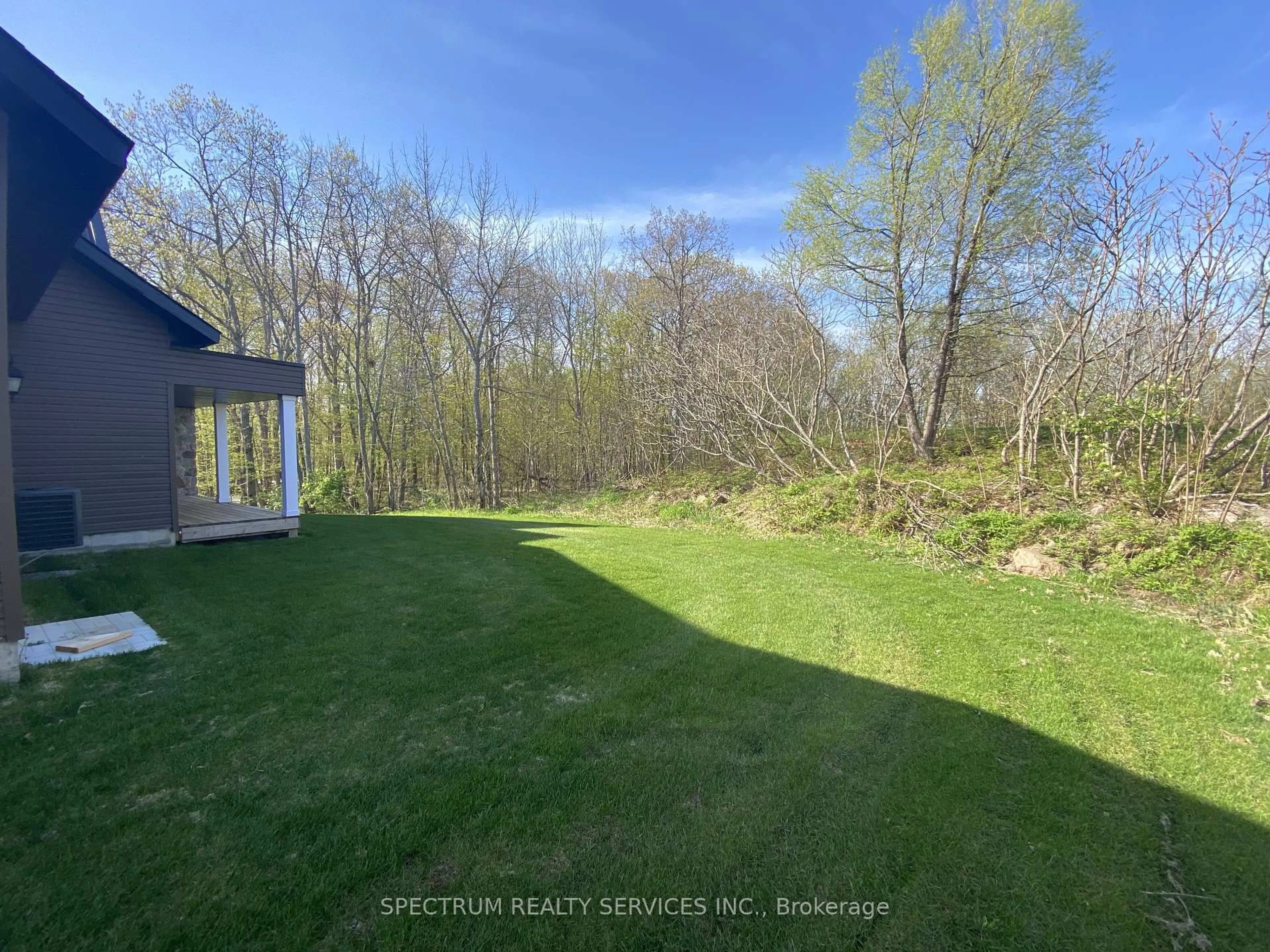 A pic from outside/outdoor area/front of a property/back of a property/a pic from drone, water/lake/river/ocean view for 6 Marina Village Dr, Georgian Bay Ontario L0K 1S0