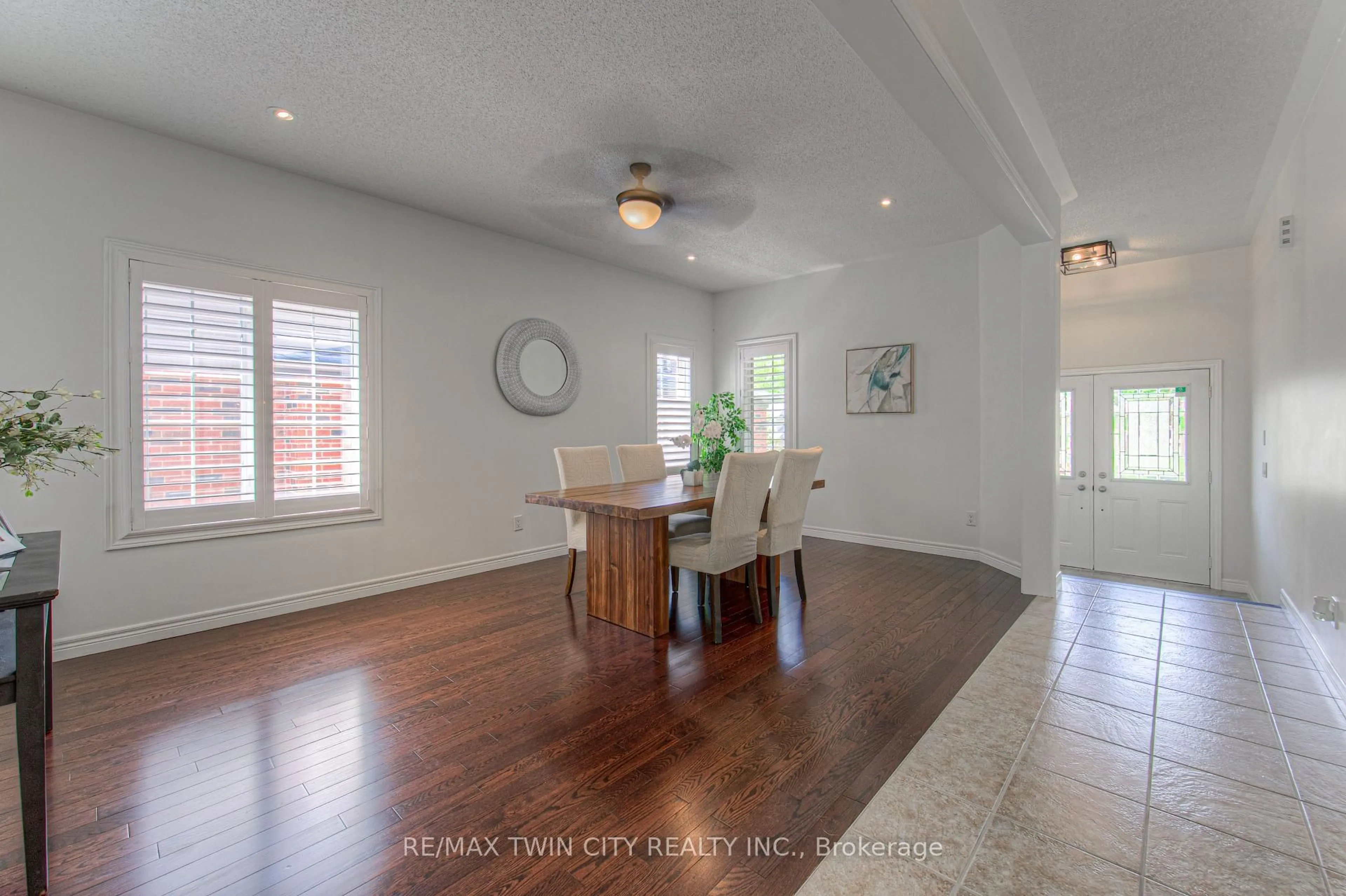 Dining room, unknown for 25 Howard Marshall St, North Dumfries Ontario N0B 1E0