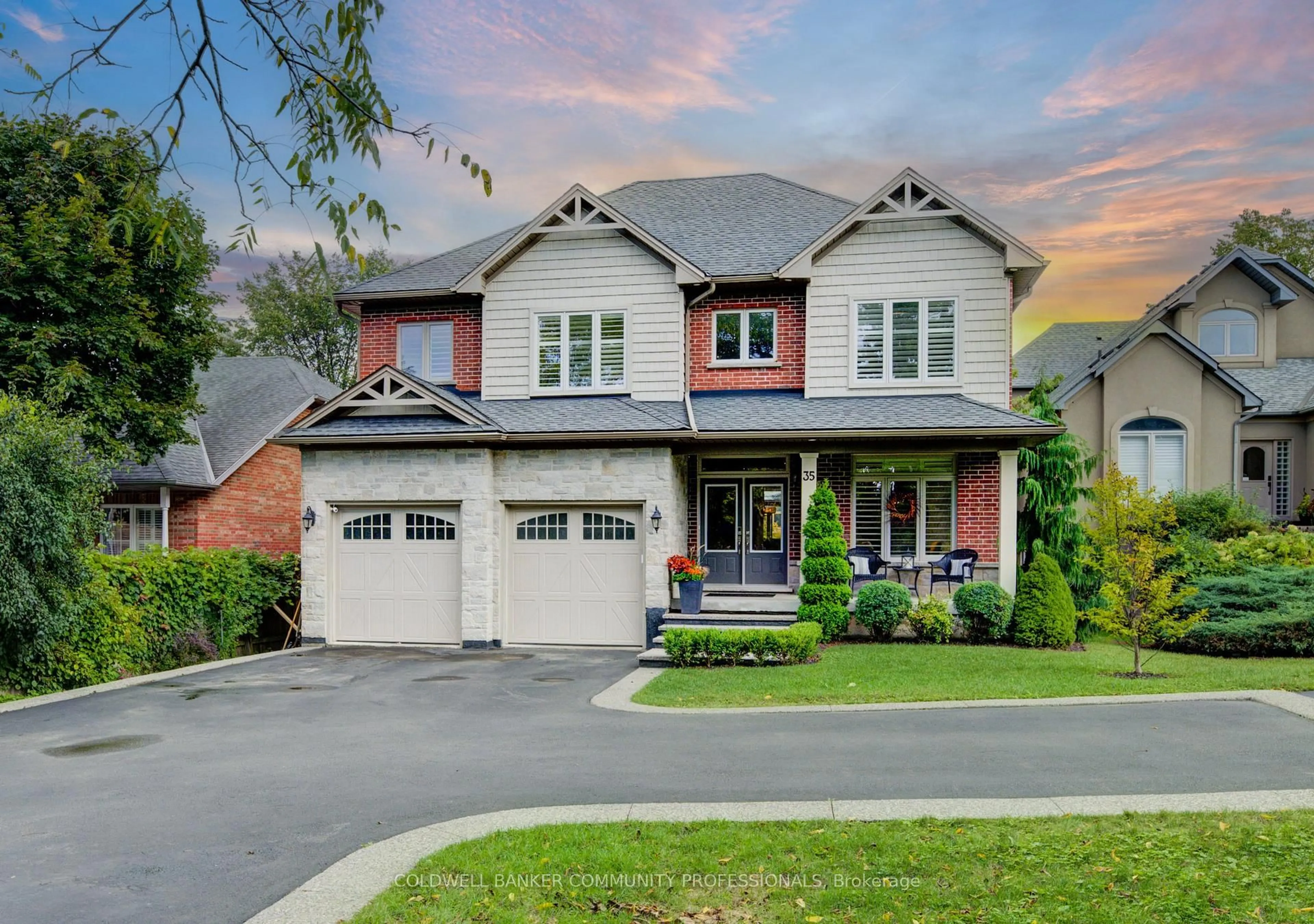Home with brick exterior material, street for 35 Fern Ave, Hamilton Ontario L0R 2H0