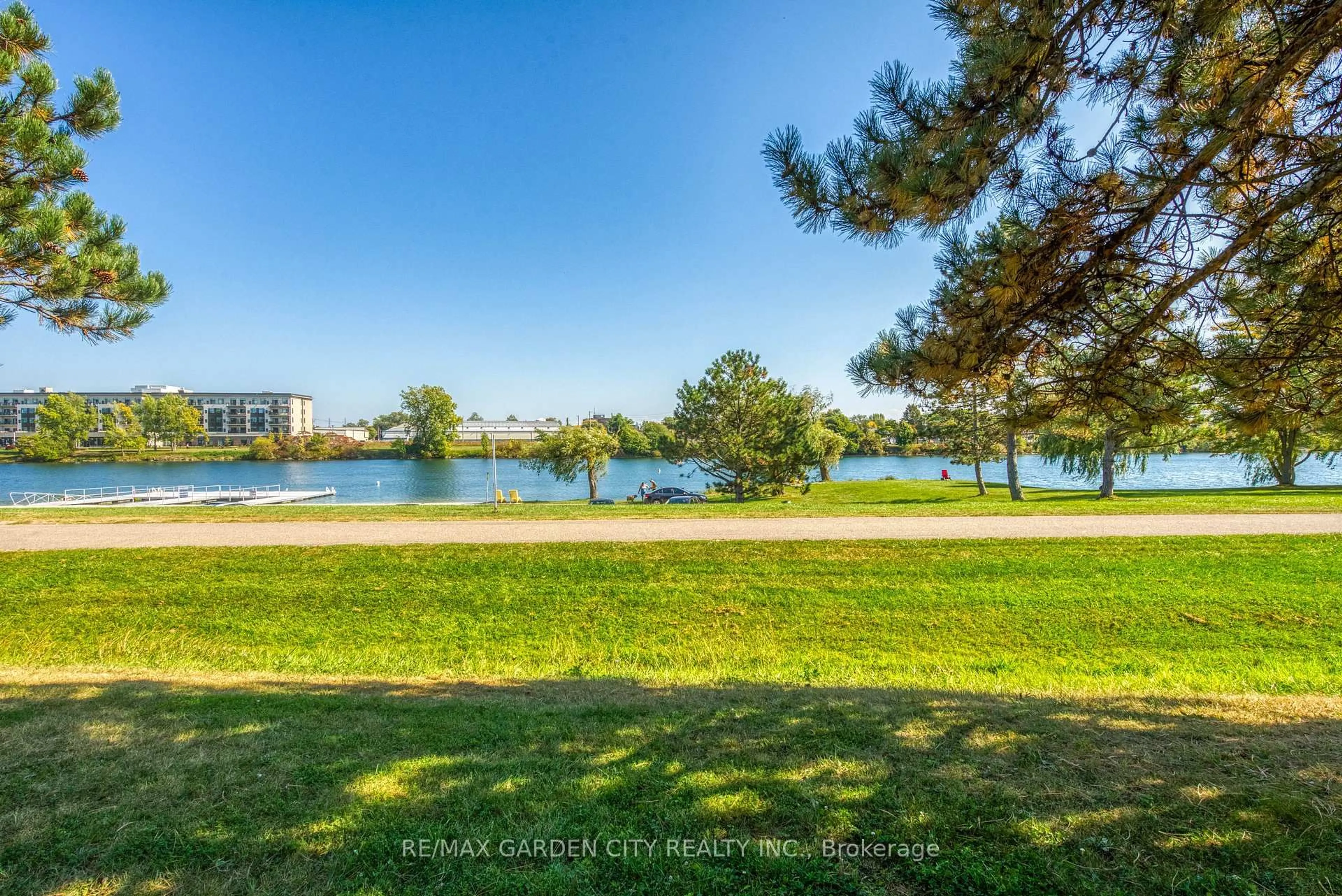 Patio, water/lake/river/ocean view for 330 PRINCE CHARLES Dr #1204, Welland Ontario L3C 7B3