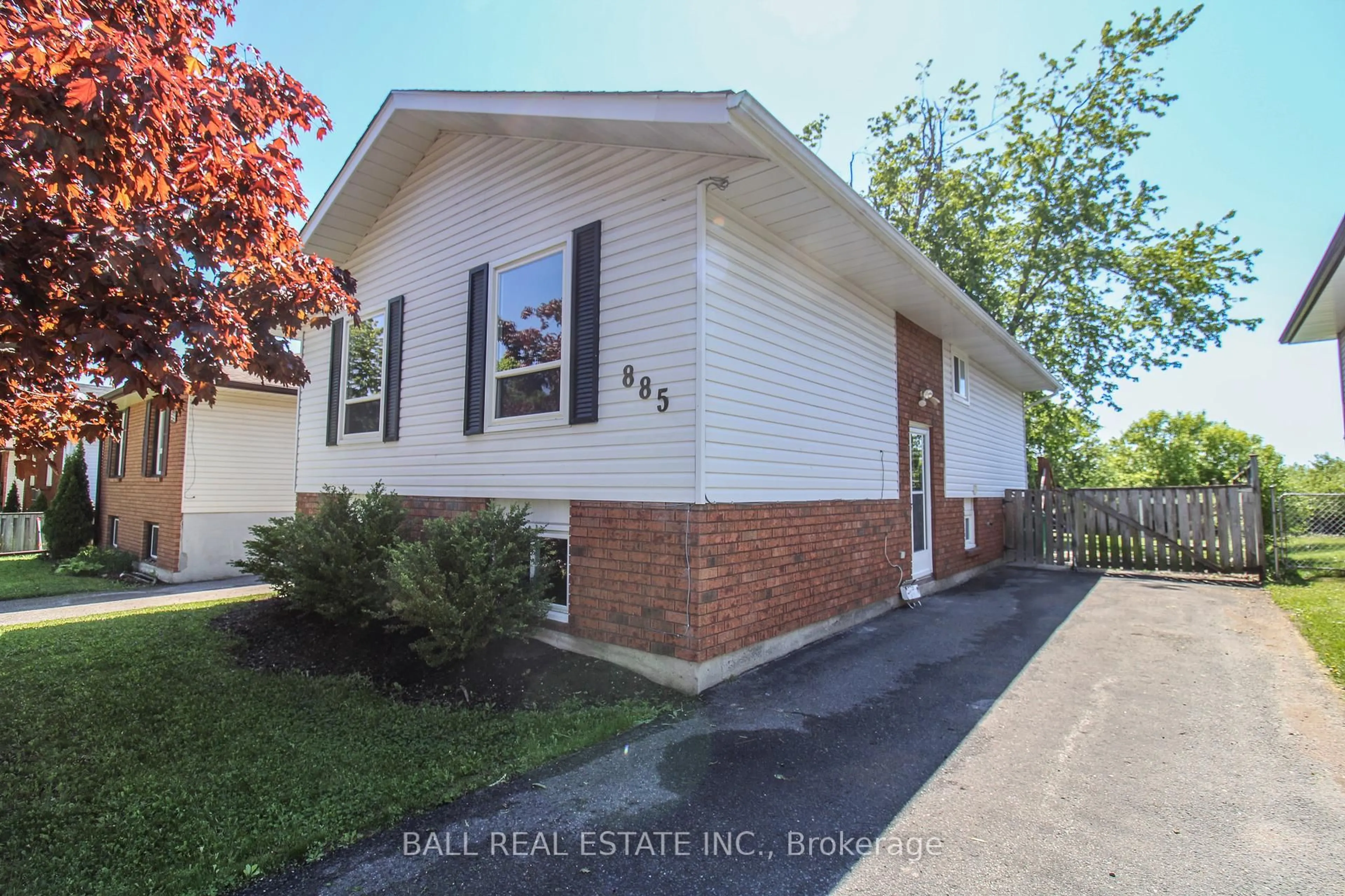 Home with brick exterior material, street for 885 Stewart Dr, Peterborough South Ontario K9J 7R3