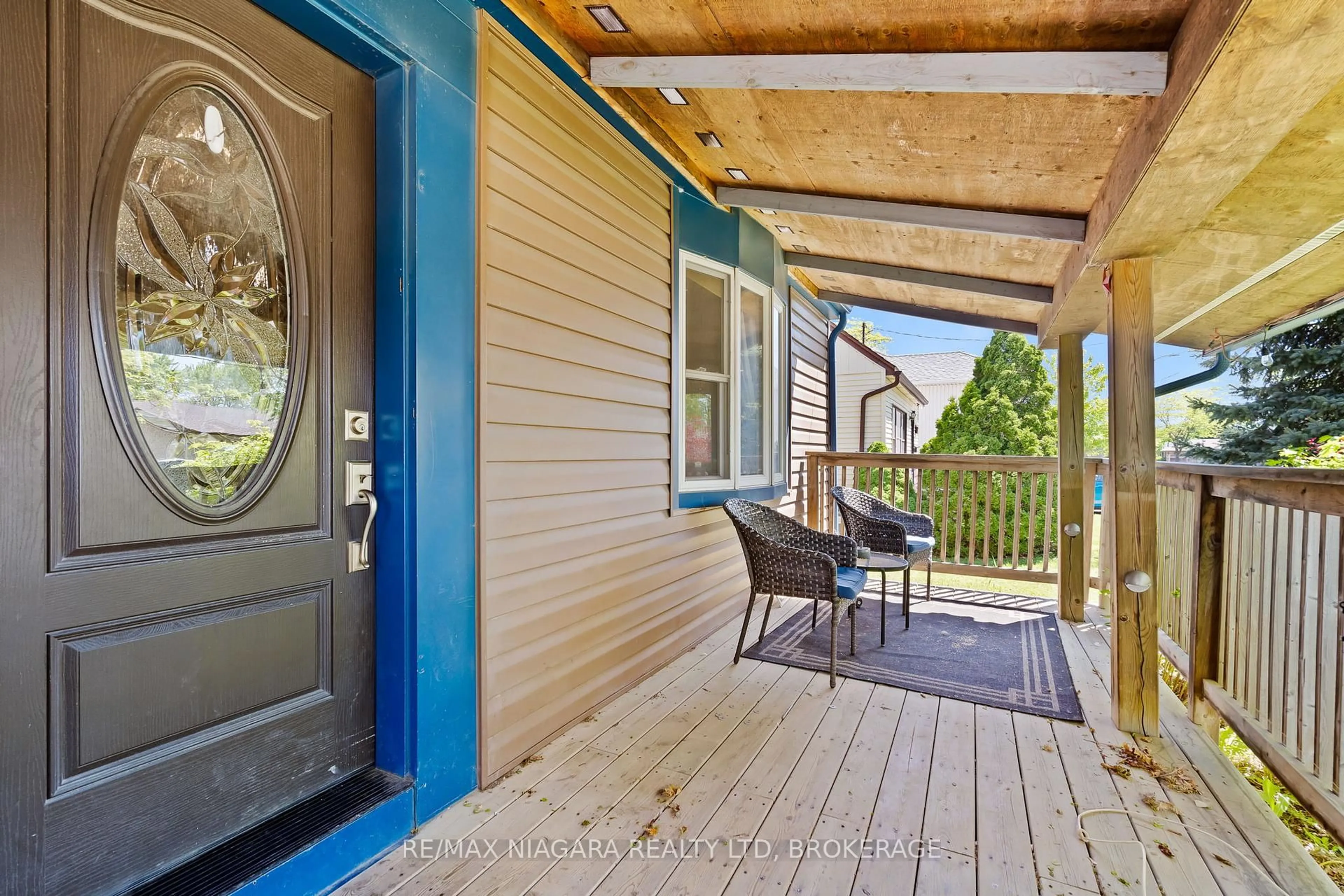 Unknown for 39 Seymour Ave, St. Catharines Ontario L2P 1A5