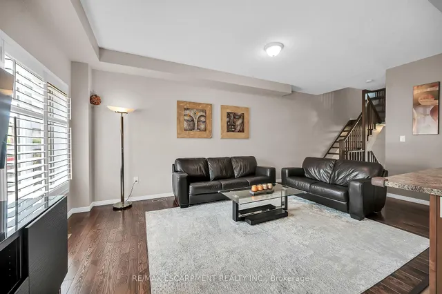 Additional property image - 121 Bankfield Cres