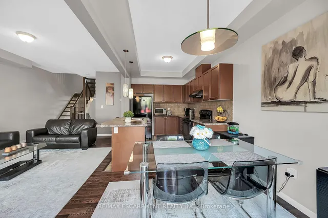 Additional property image - 121 Bankfield Cres