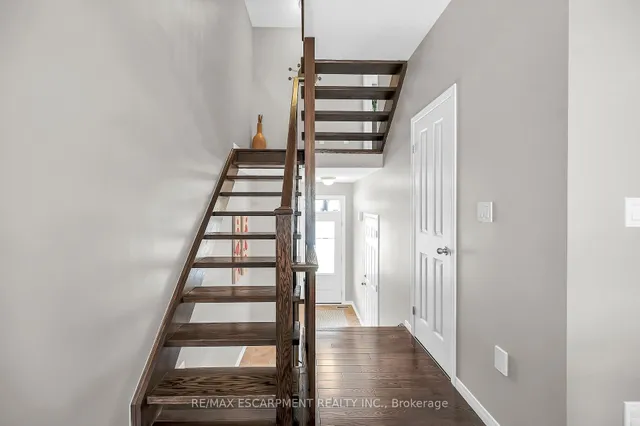 Additional property image - 121 Bankfield Cres