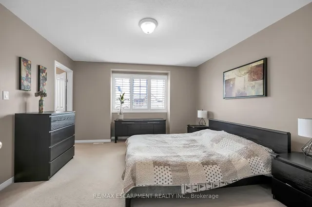 Additional property image - 121 Bankfield Cres