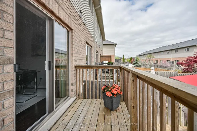 Additional property image - 121 Bankfield Cres