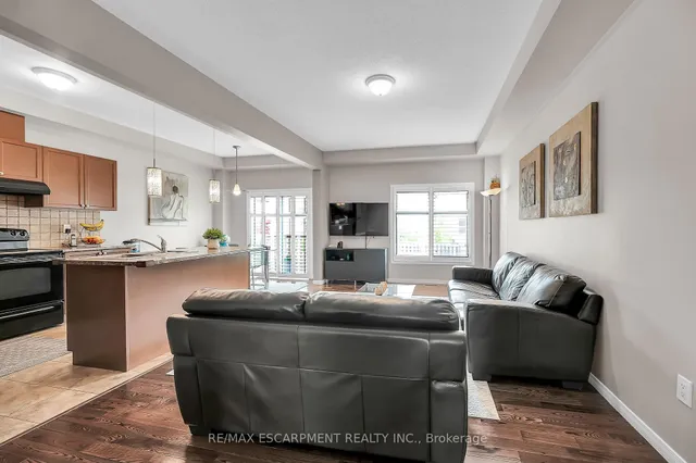 Additional property image - 121 Bankfield Cres