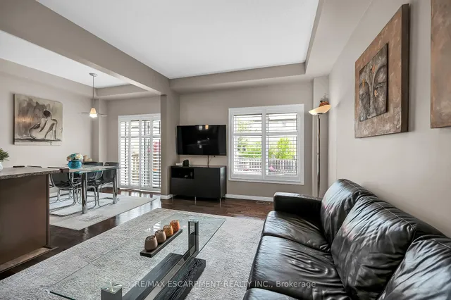 Additional property image - 121 Bankfield Cres