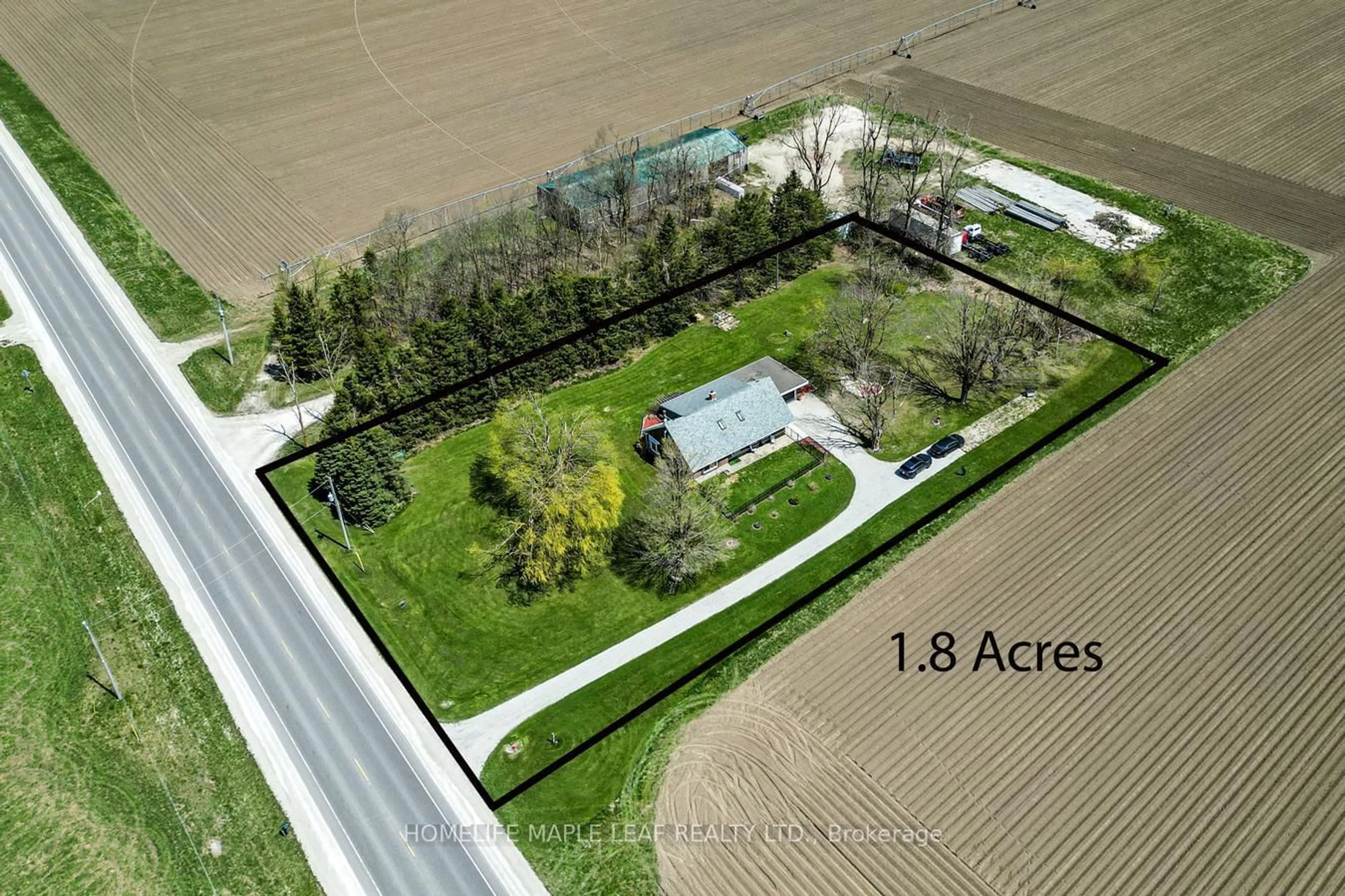 A pic from outside/outdoor area/front of a property/back of a property/a pic from drone, street for 518325 County Rd 124 N/A, Melancthon Ontario L9V 1W1