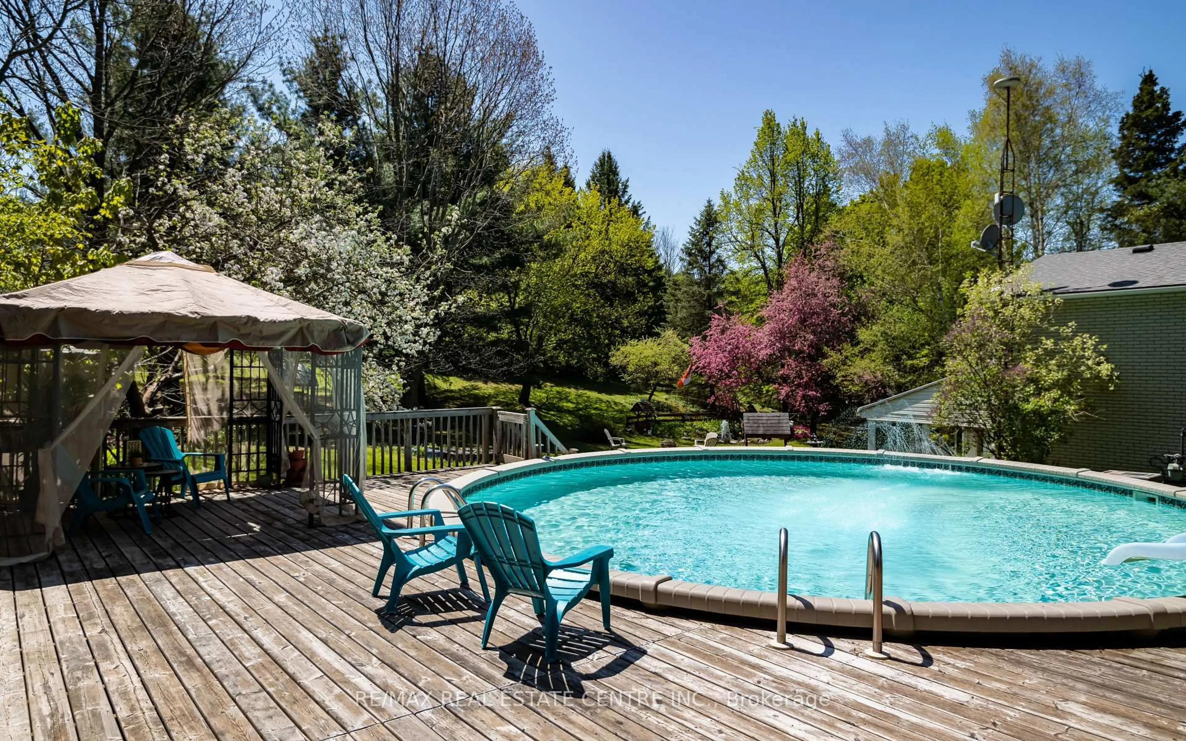 Pool for 506086 Highway 89 Highway, Mono Ontario L9V 1H7
