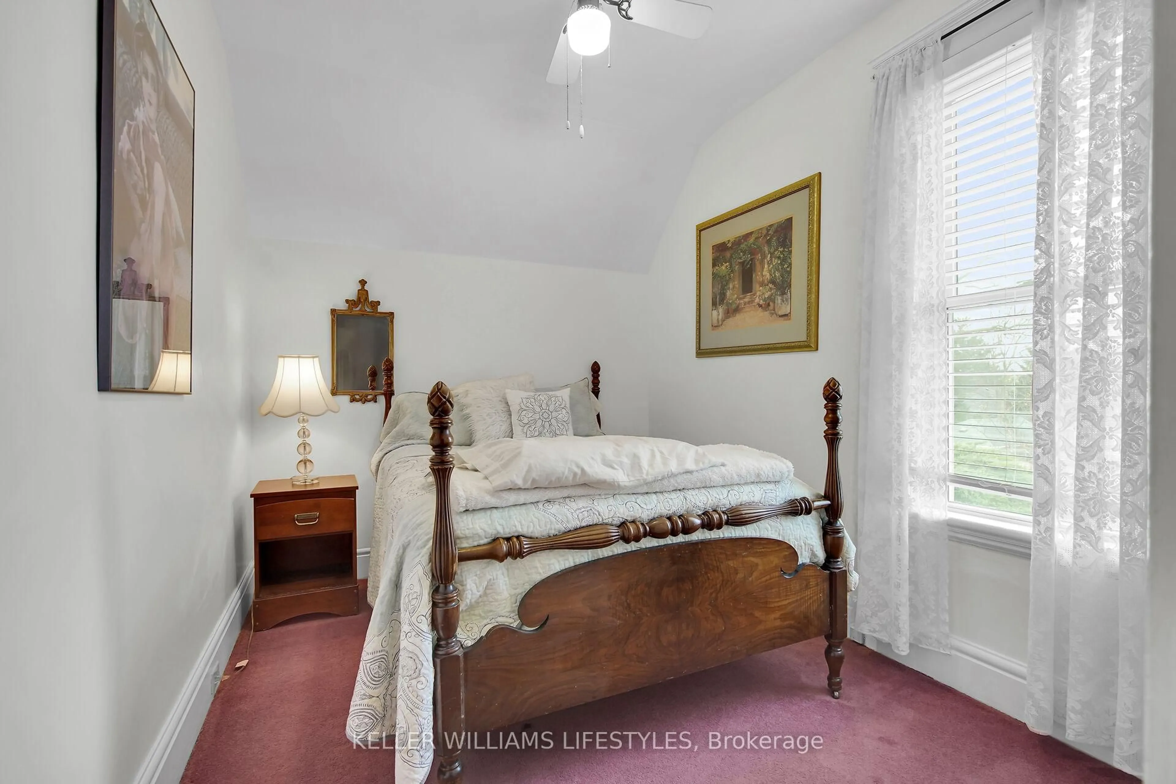 Bedroom with bed, unknown for 145 Price St, London East Ontario N5Z 2J4