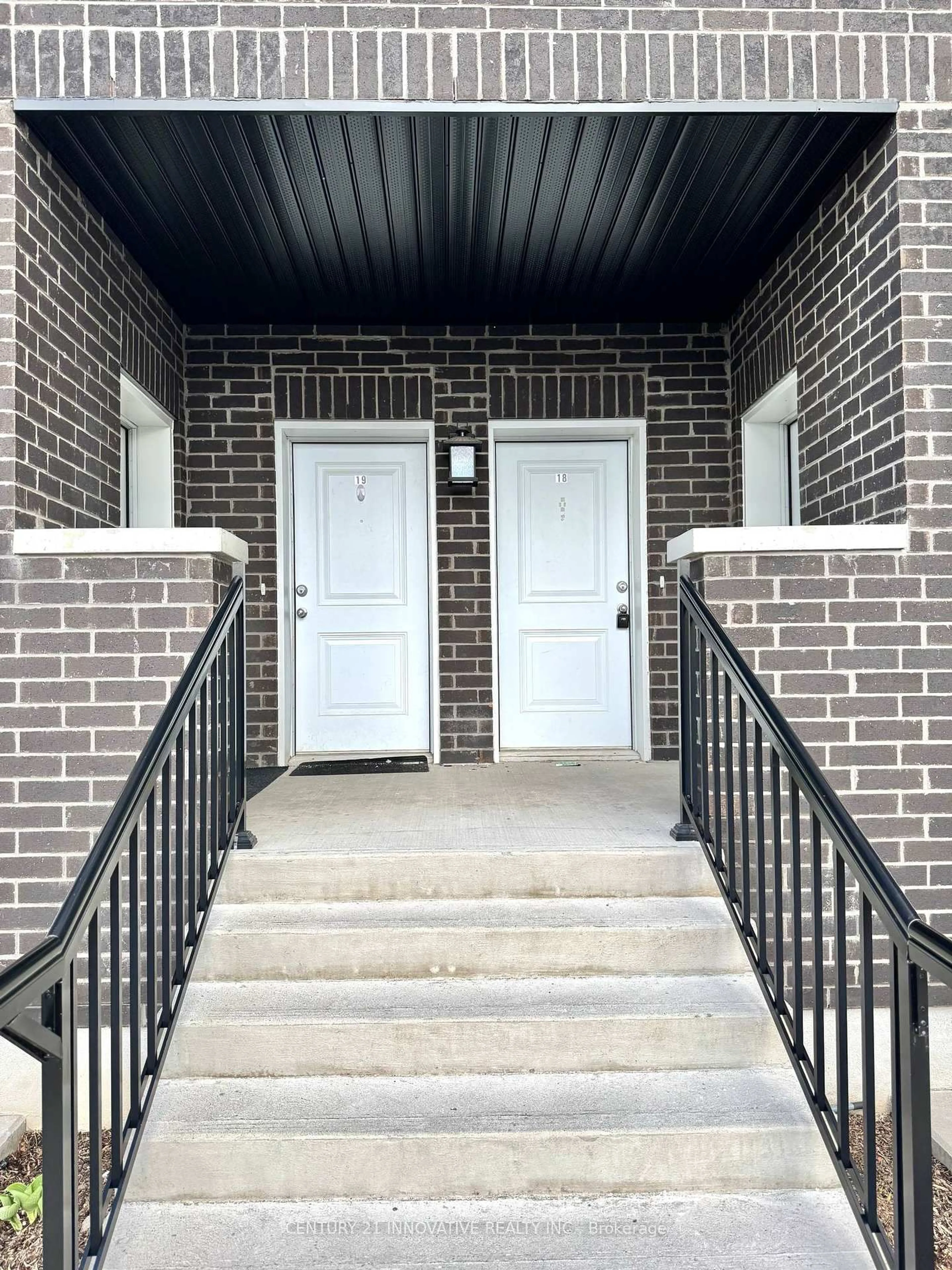 Unknown for 600 Victoria St #17, Kitchener Ontario N2M 0C3