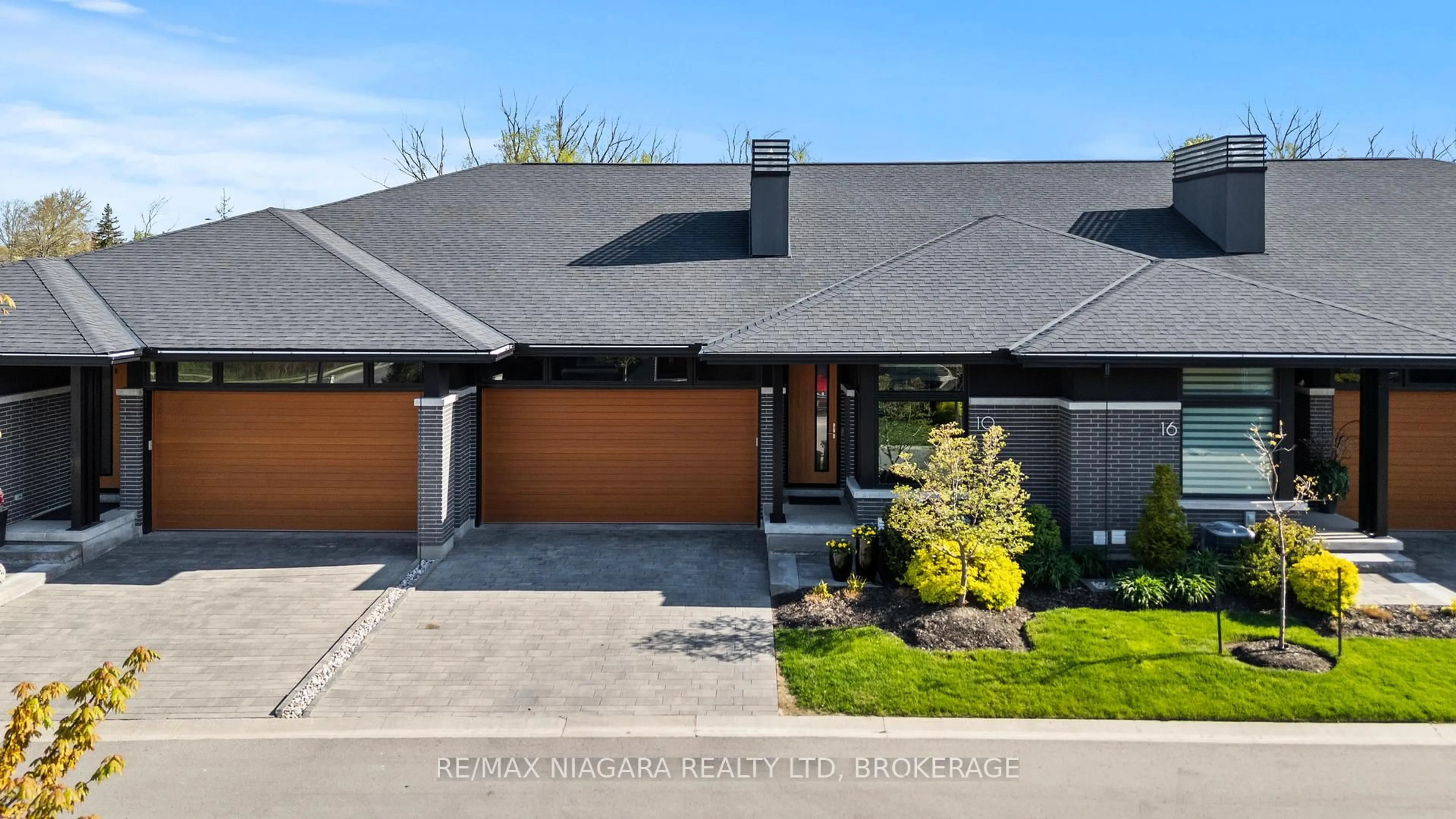 Home with brick exterior material, street for 10 Taliesin Tr #2, Welland Ontario L3C 5R2