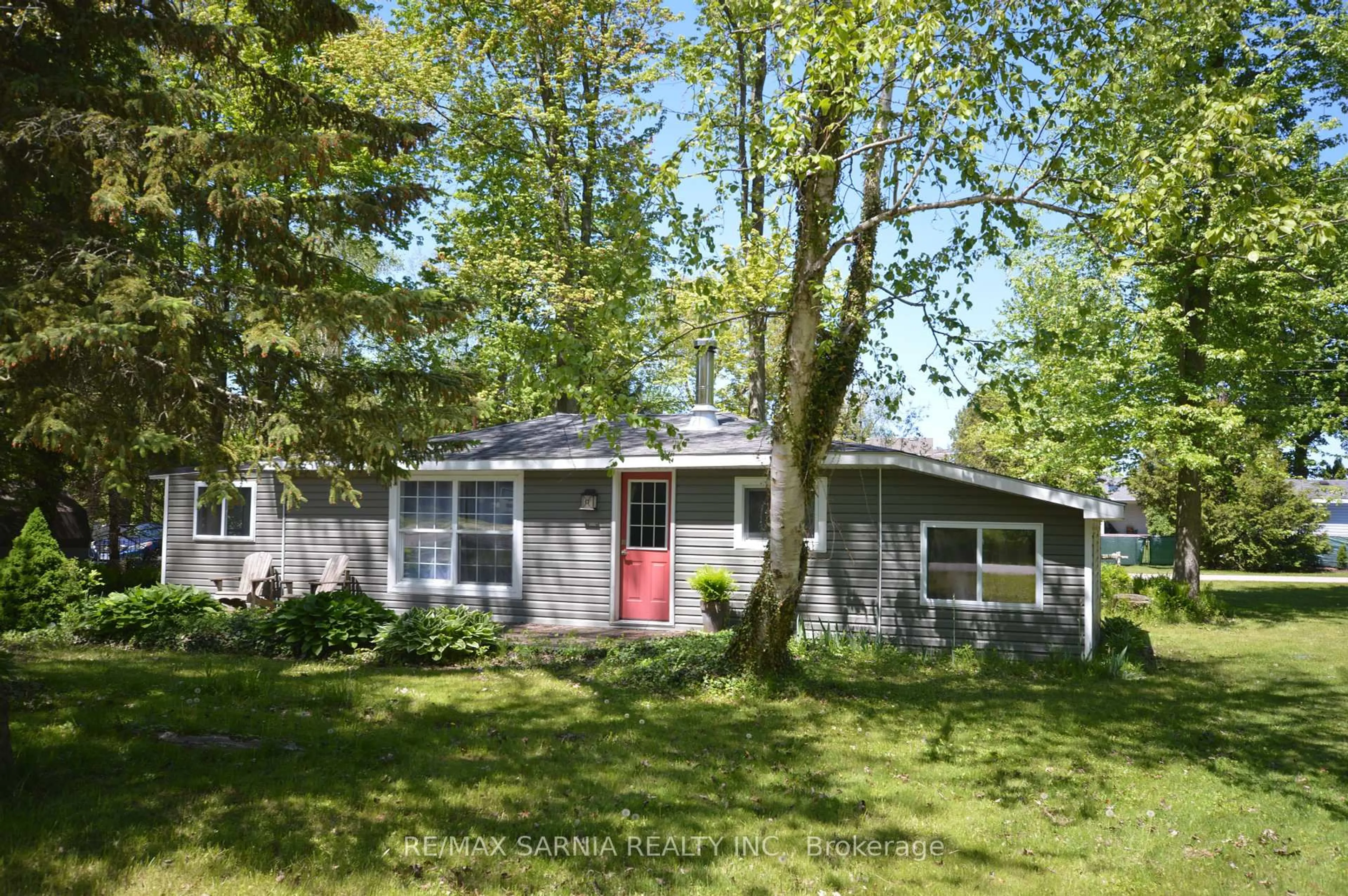 Unknown for 6208 LONDON Rd, Lambton Shores Ontario N0N 1J1